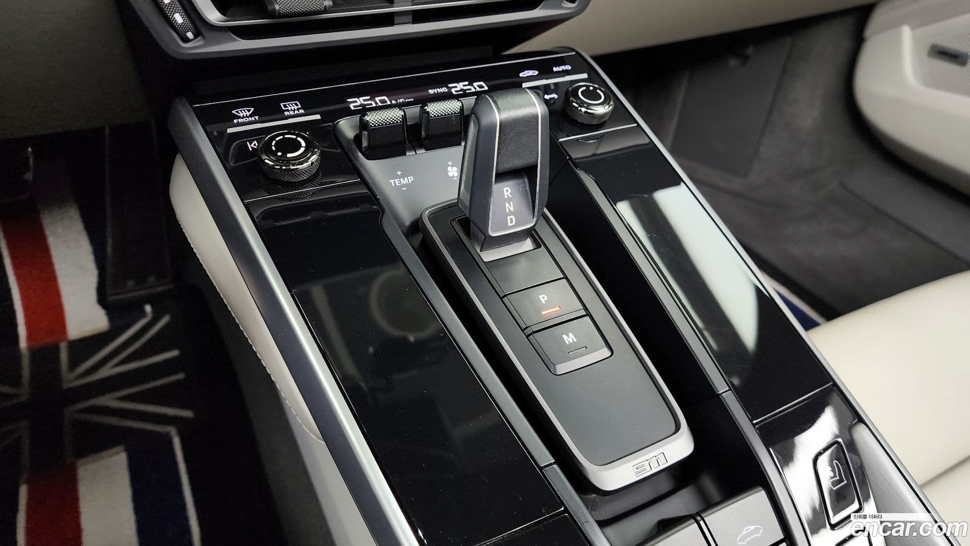 Main__Slider__Photo:911 Porsche 2020.5-8