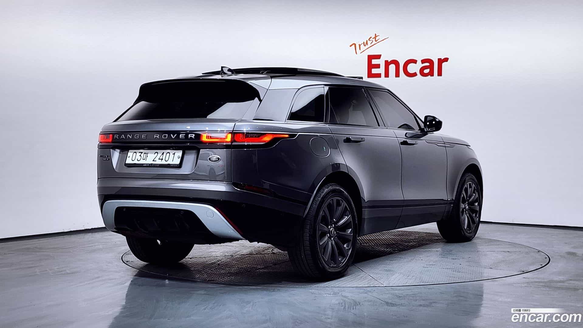 Range Rover Velar Land Rover 2018.6-OUTER-002