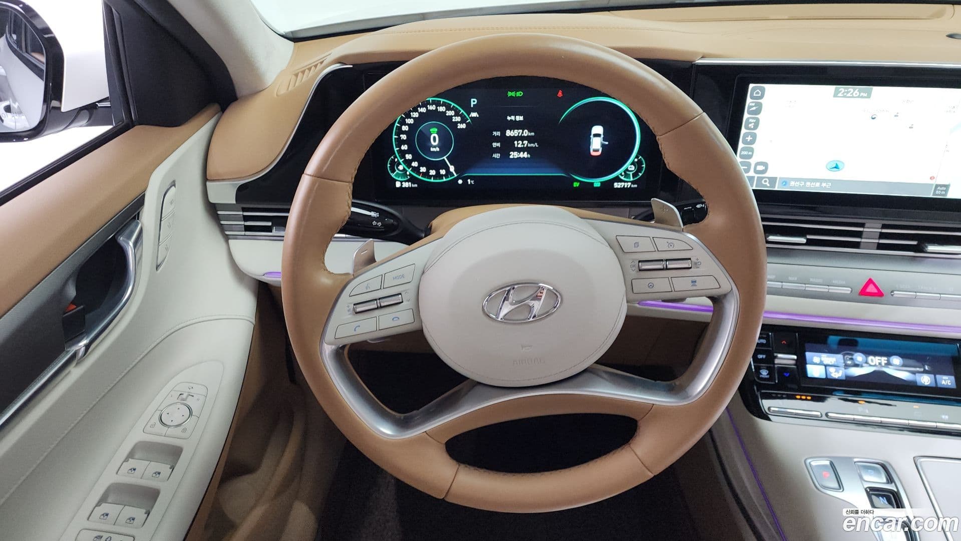 Main__Slider__Photo:Grandeur Hyundai 2020.10-12