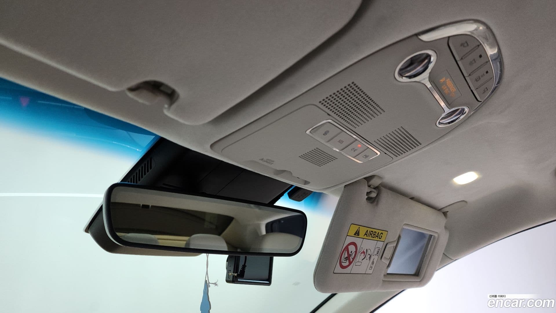 Main__Slider__Photo:Grandeur Hyundai 2020.10-16