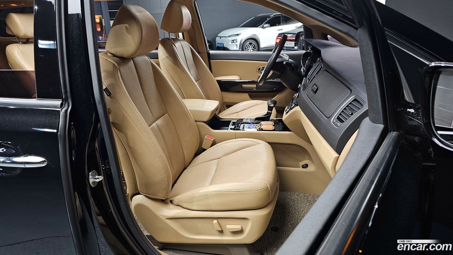 Main__Slider__Photo:Canival Kia 2016.11-9