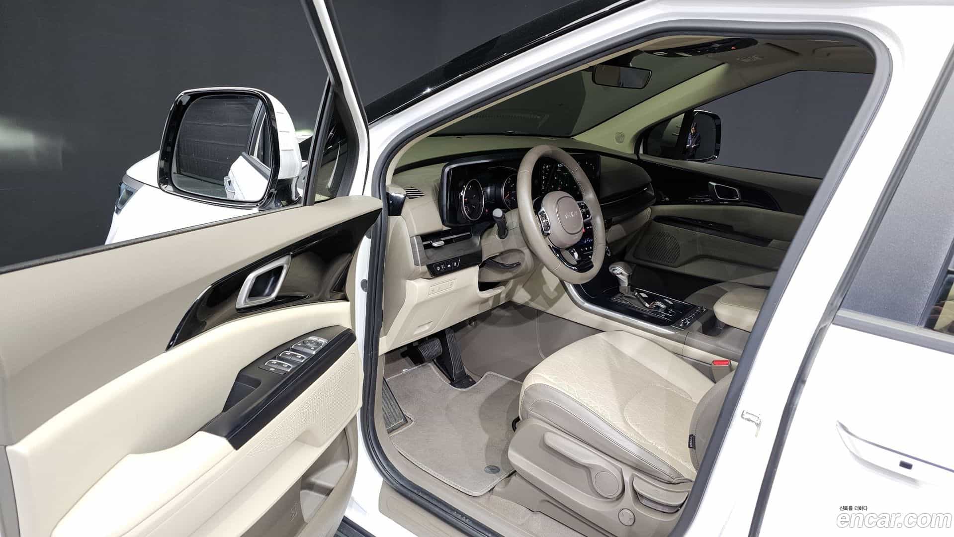 Canival Kia 2022.11-INNER-010