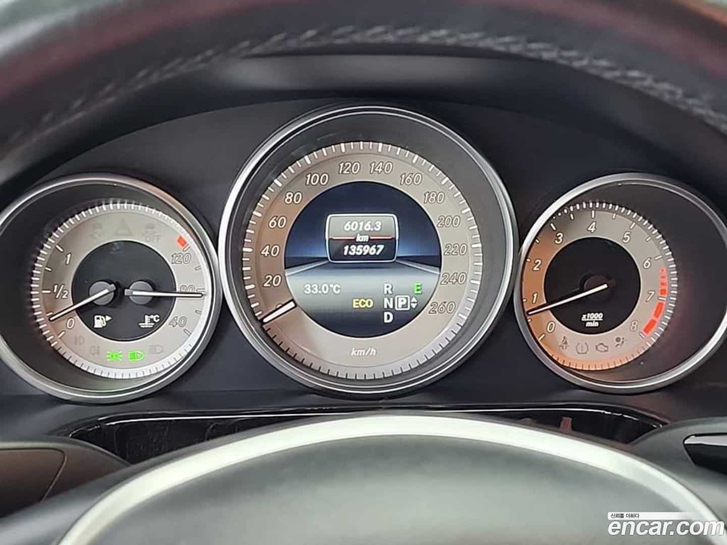 E-Class Mercedes-Benz 2014.0-INNER-006