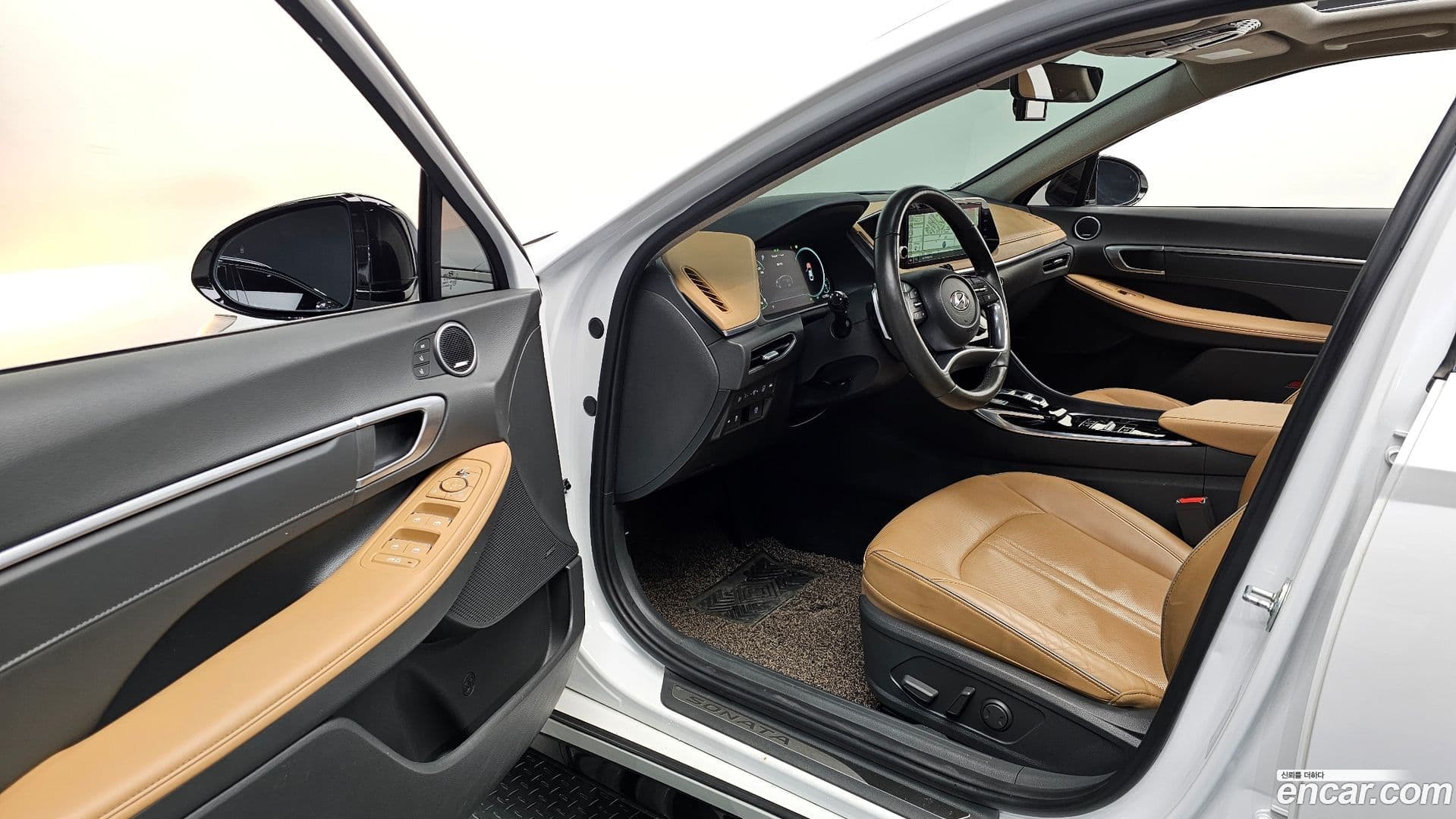 Main__Slider__Photo:Sonata Hyundai 2020.7-10