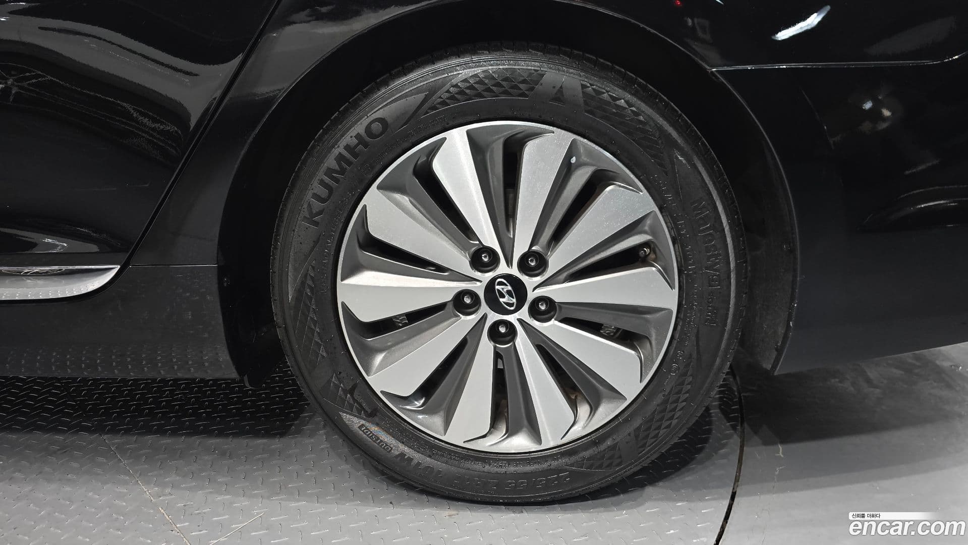 Main__Slider__Photo:Grandeur Hyundai 2016.4-4