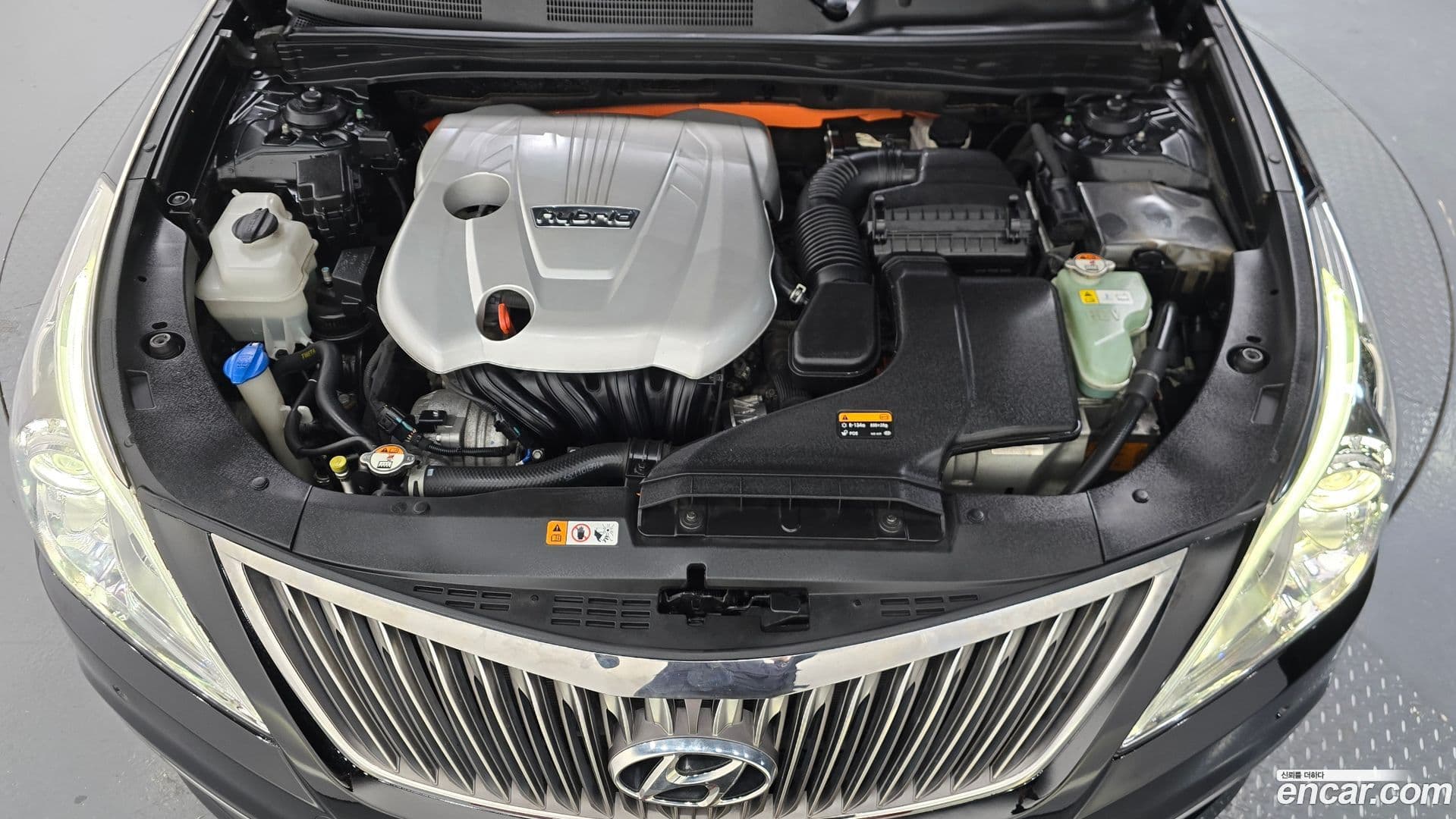 Main__Slider__Photo:Grandeur Hyundai 2016.4-5