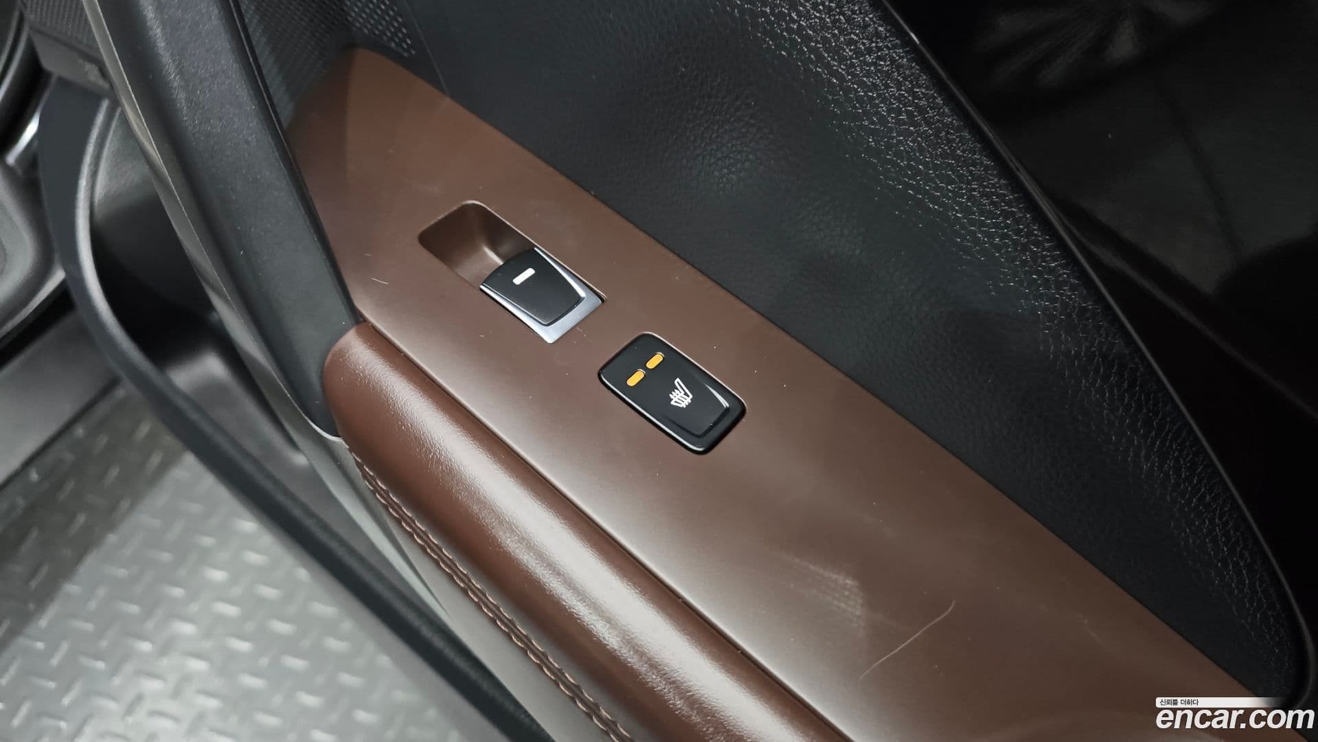 Main__Slider__Photo:Grandeur Hyundai 2016.4-17