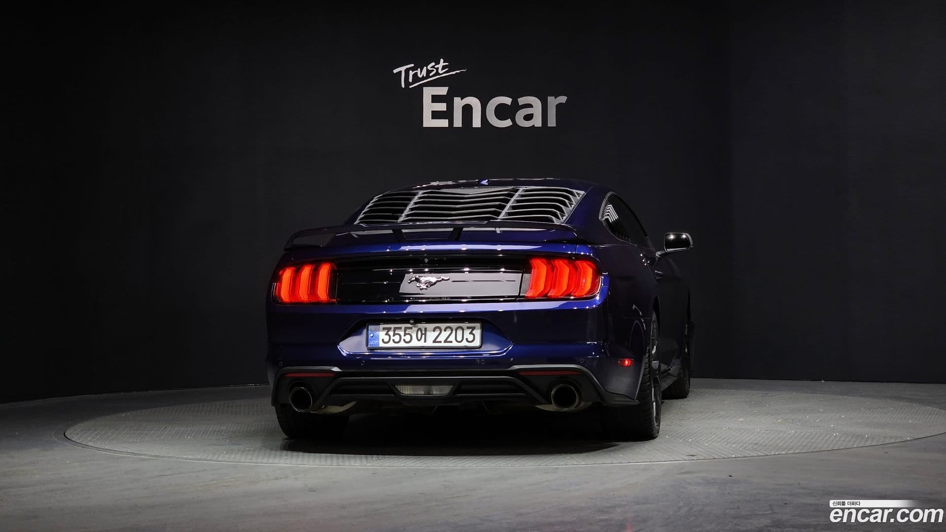 Main__Slider__Photo:Mustang Ford 2019.2-3