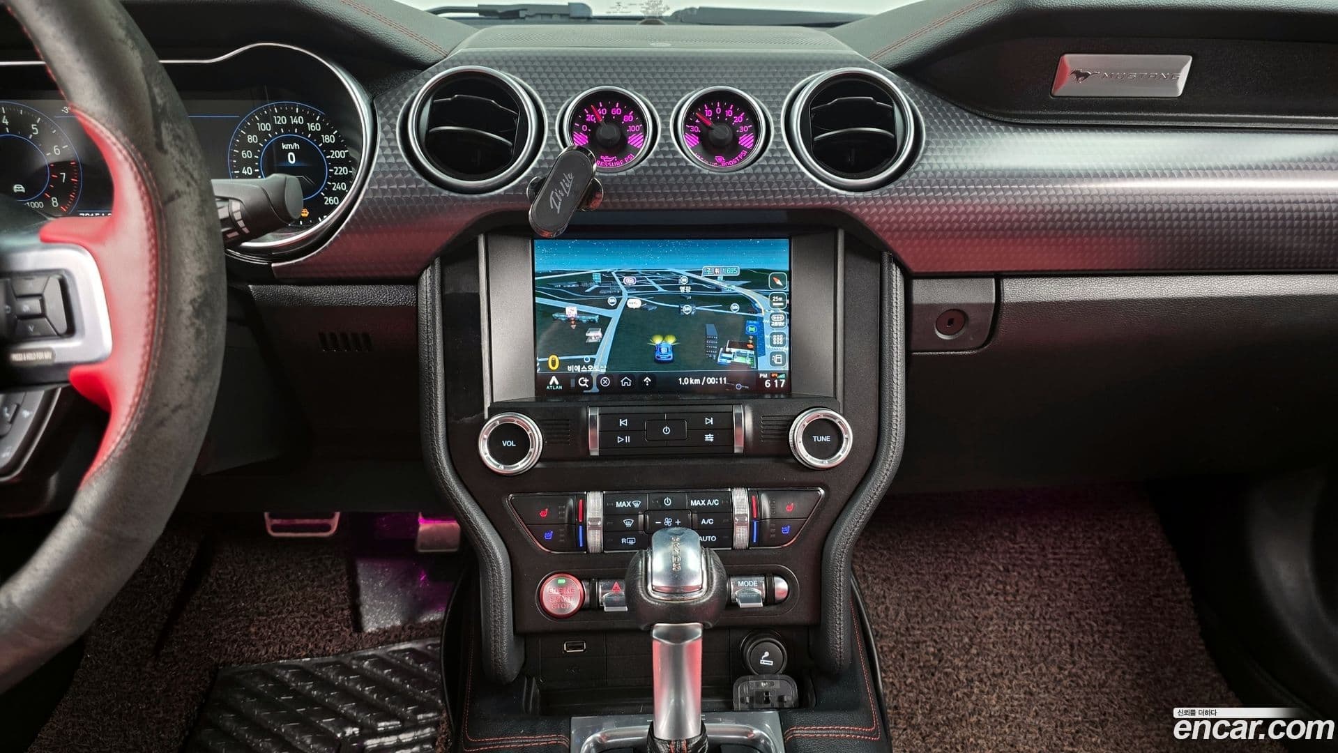 Main__Slider__Photo:Mustang Ford 2019.2-13