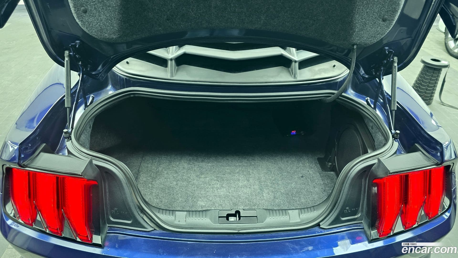 Main__Slider__Photo:Mustang Ford 2019.2-19