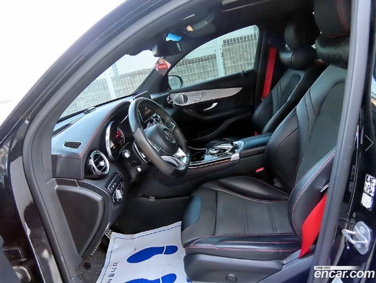 GLC-Class Mercedes-Benz 2019.10-OUTER-005