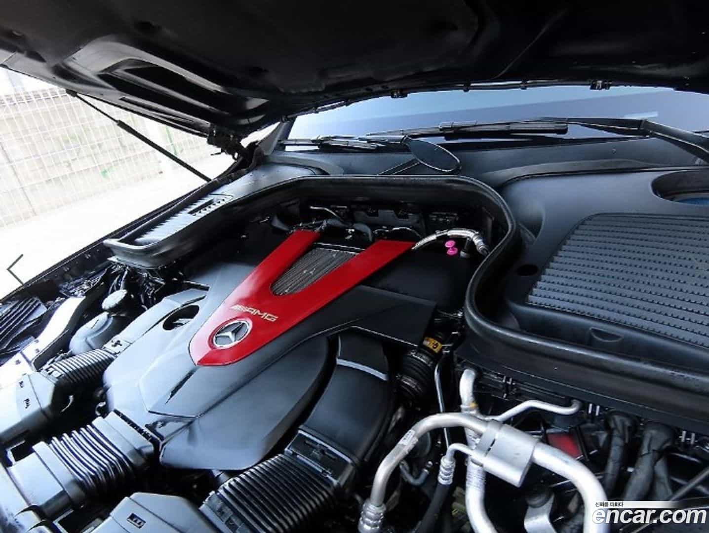 GLC-Class Mercedes-Benz 2019.10-OPTION-023