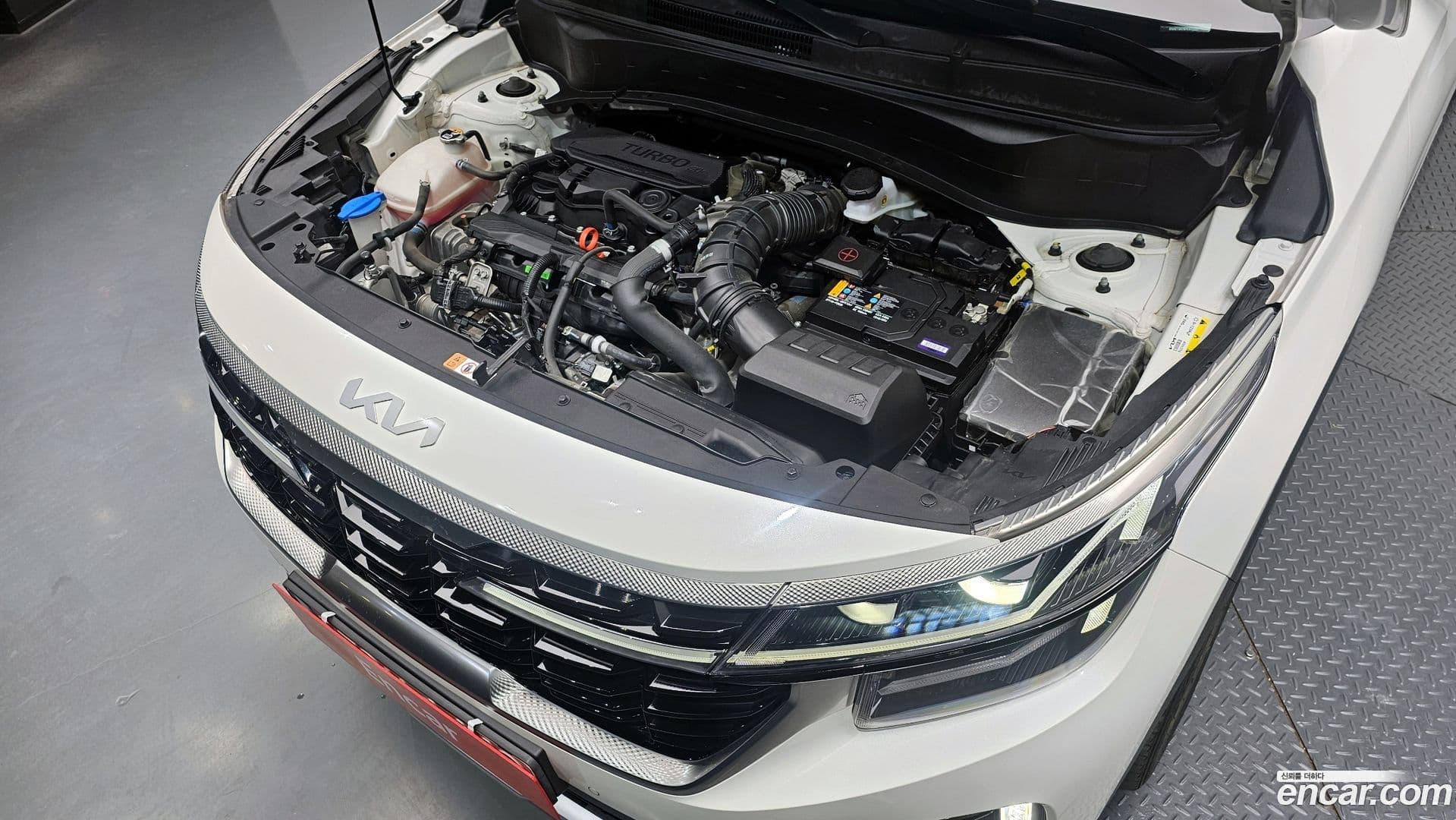 Main__Slider__Photo:Seltos Kia 2023.2-5