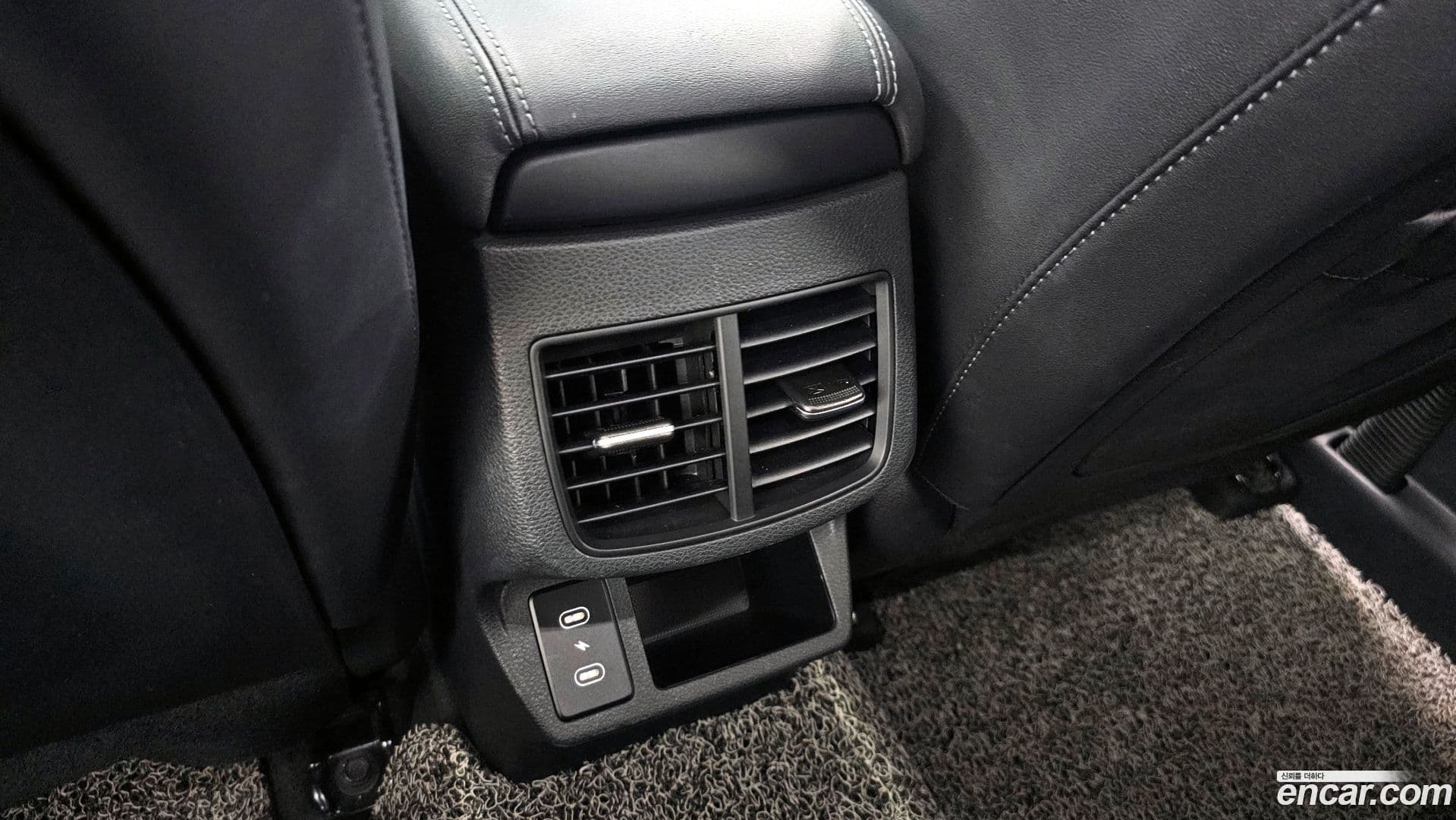 Main__Slider__Photo:Seltos Kia 2023.2-17