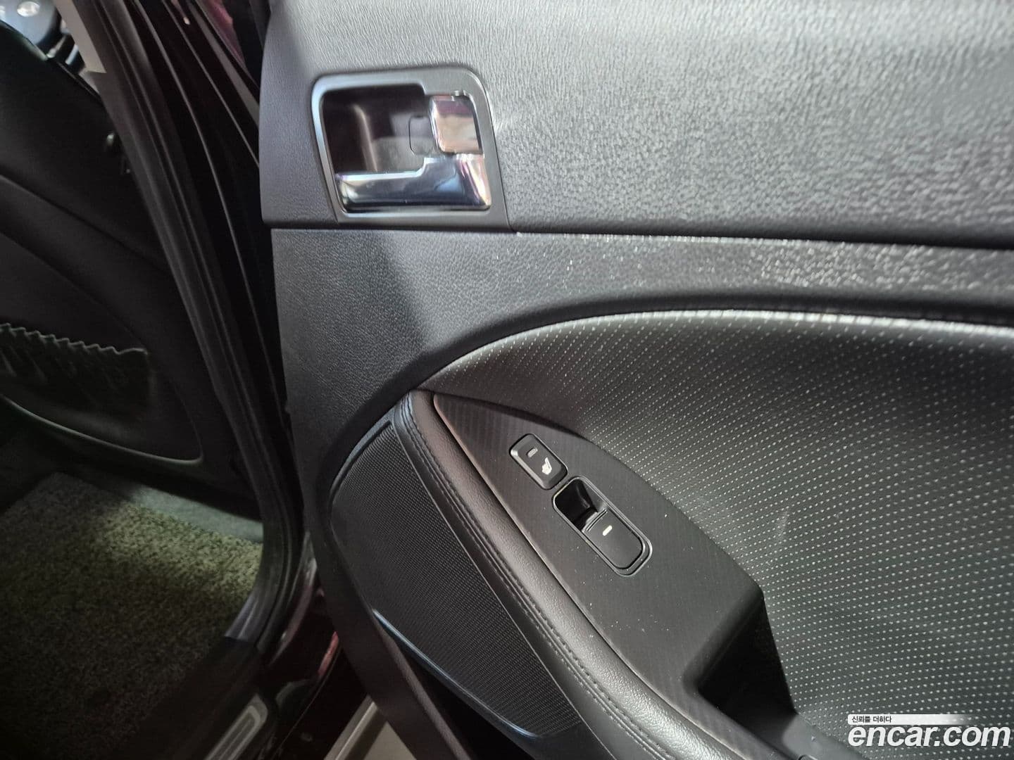 Main__Slider__Photo:K5 Kia 2011.5-6