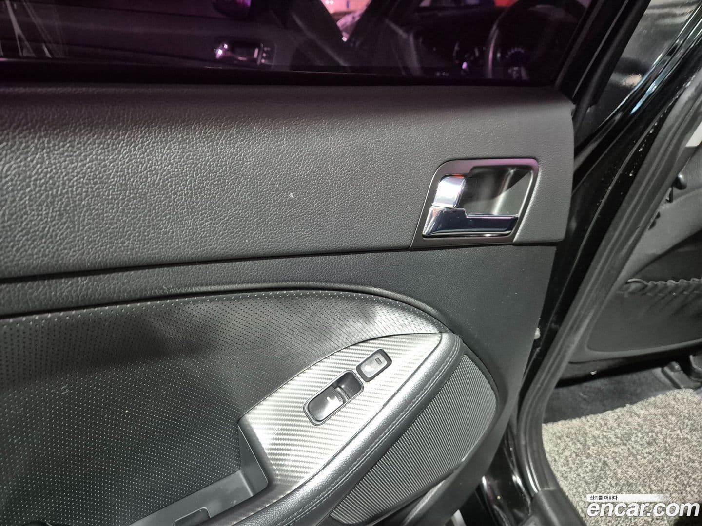 Main__Slider__Photo:K5 Kia 2011.5-9