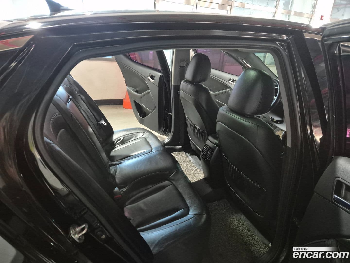 Main__Slider__Photo:K5 Kia 2011.5-12