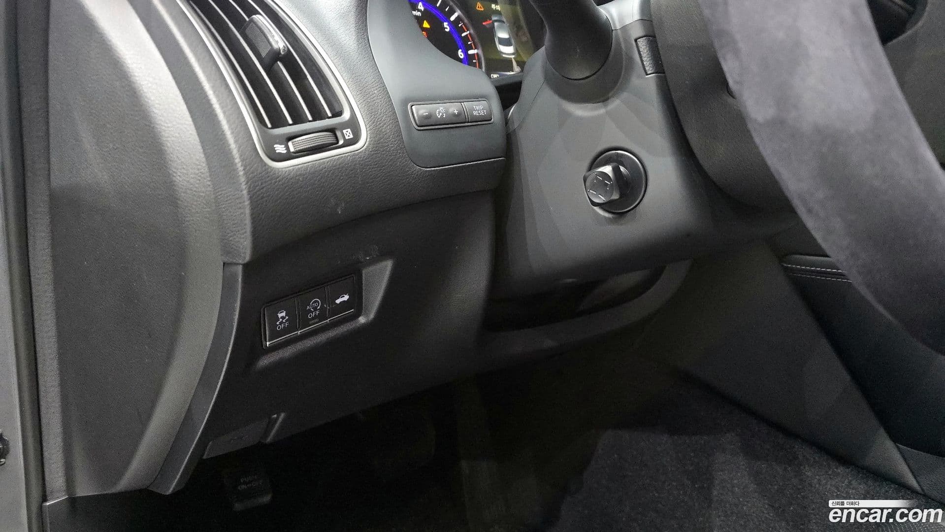 Main__Slider__Photo:Q50 Infiniti 2015.7-15