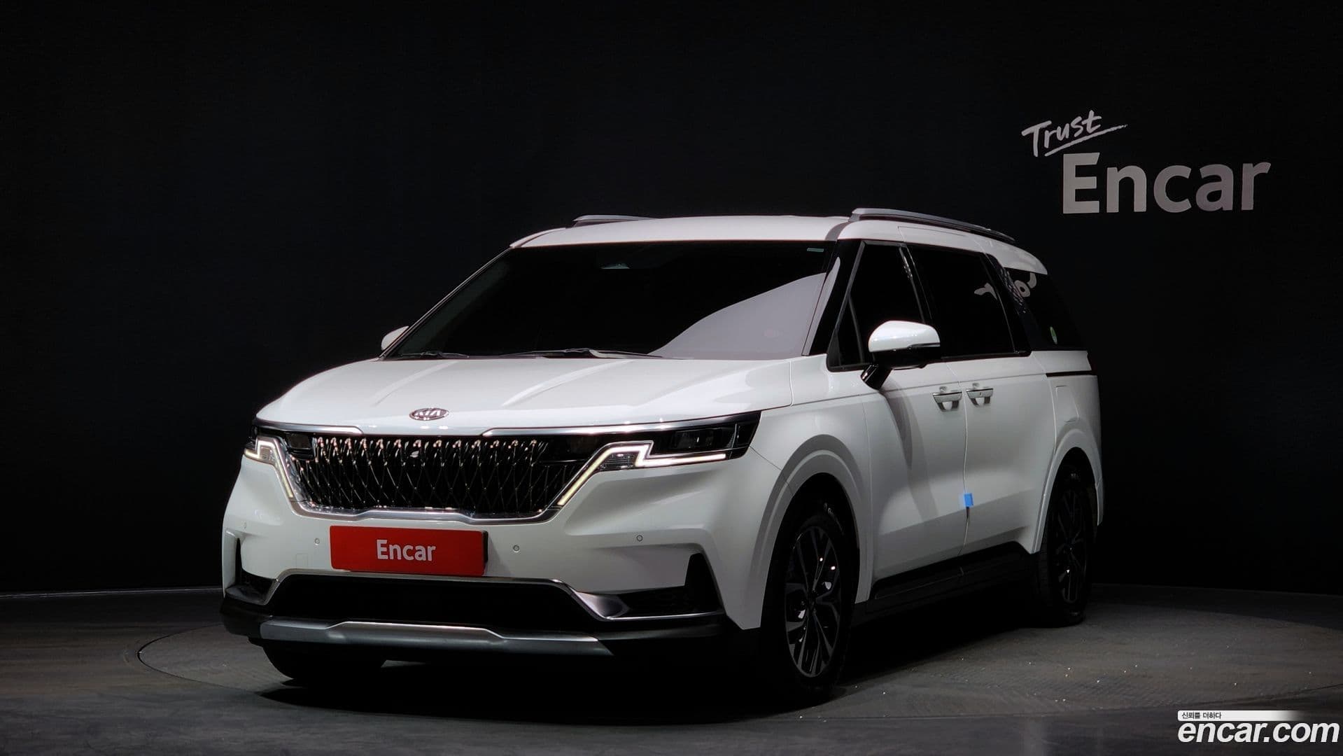 Main__Slider__Photo:Canival Kia 2021.0-0