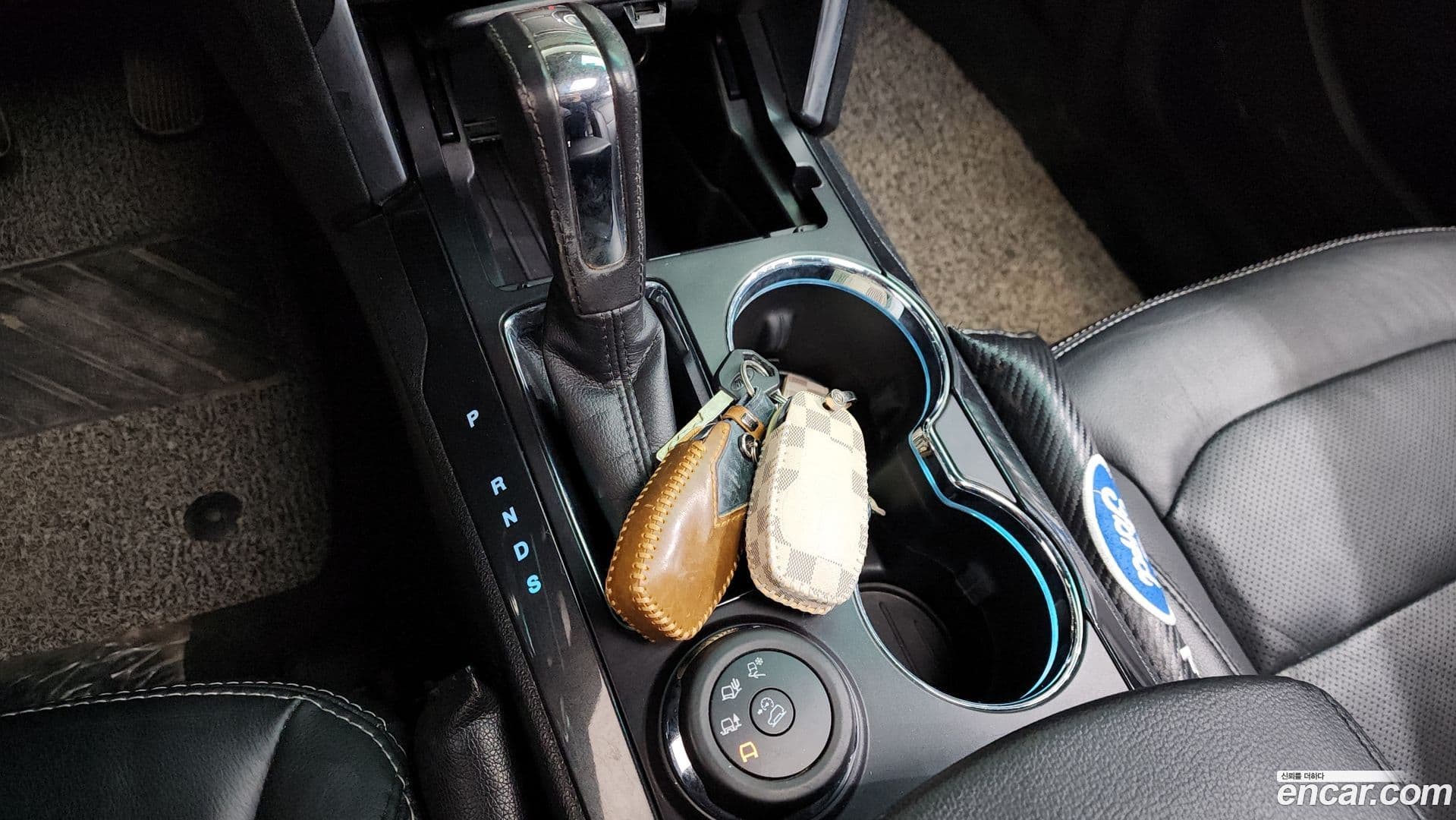 Main__Slider__Photo:Explorer Ford 2016.8-8