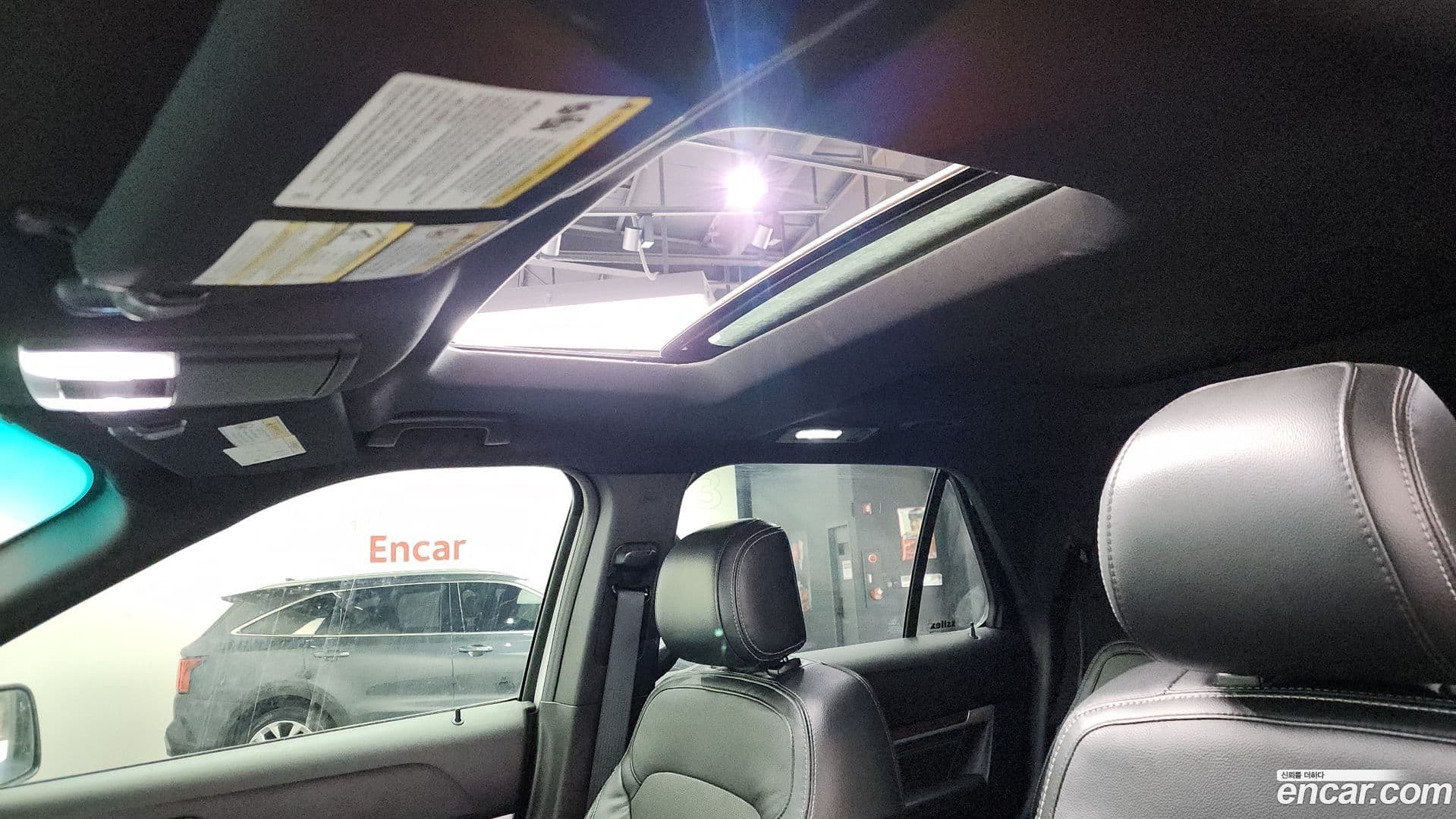 Main__Slider__Photo:Explorer Ford 2016.8-18