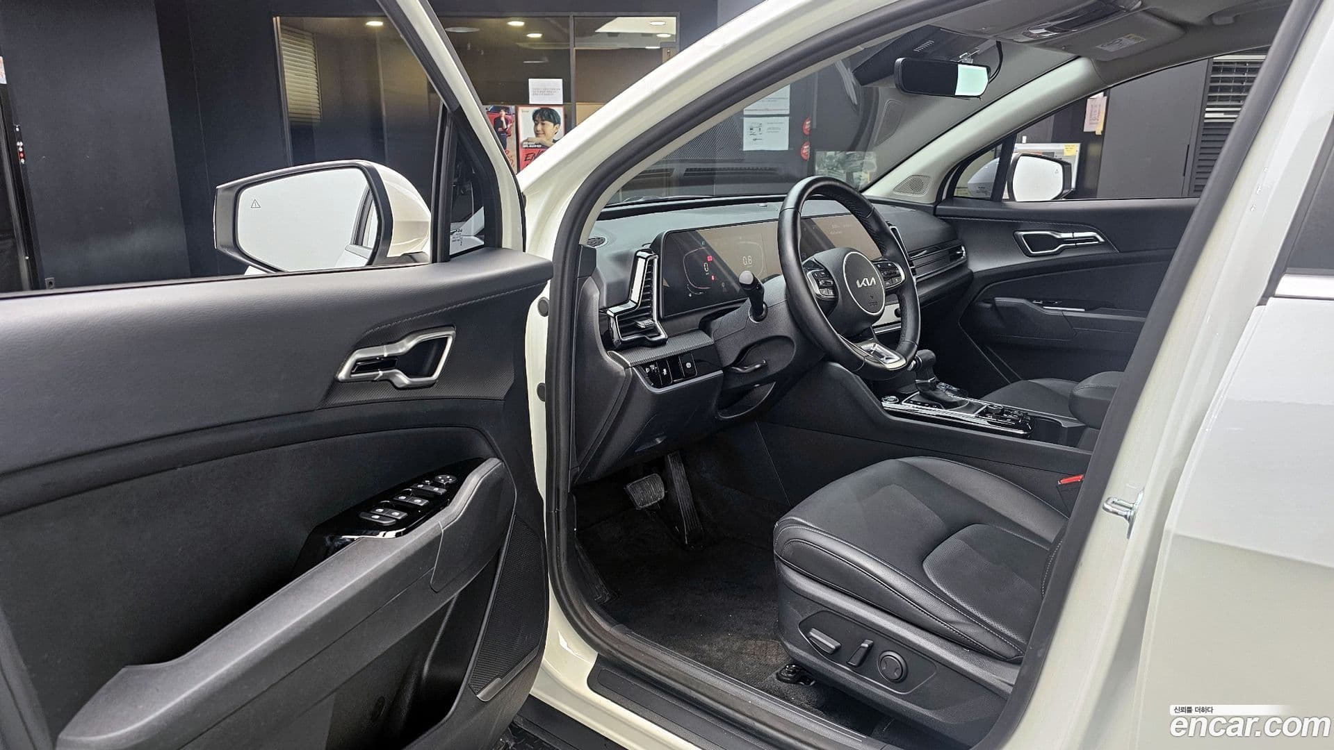 Main__Slider__Photo:Sportage Kia 2024.1-10