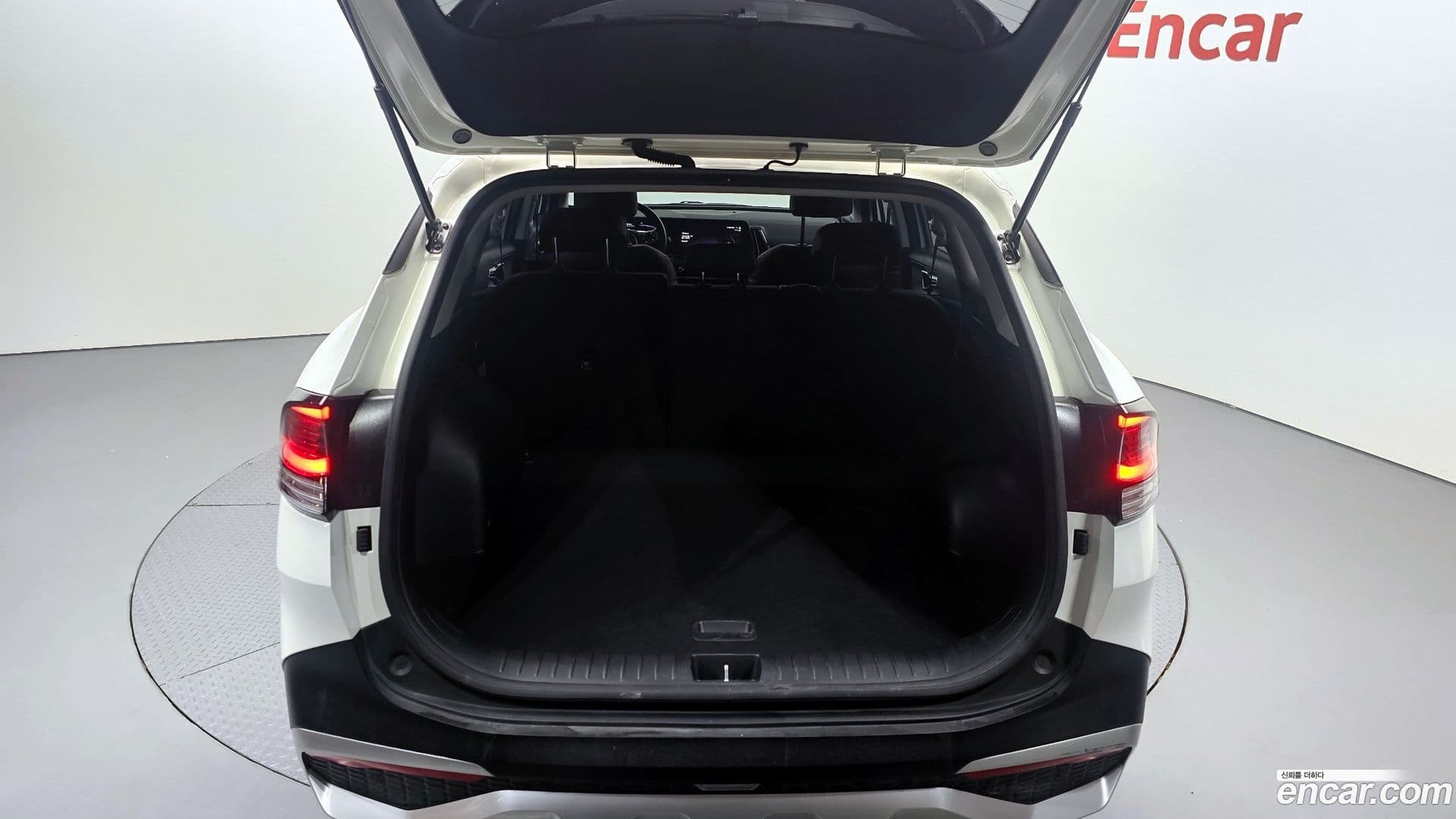 Main__Slider__Photo:Sportage Kia 2024.1-19