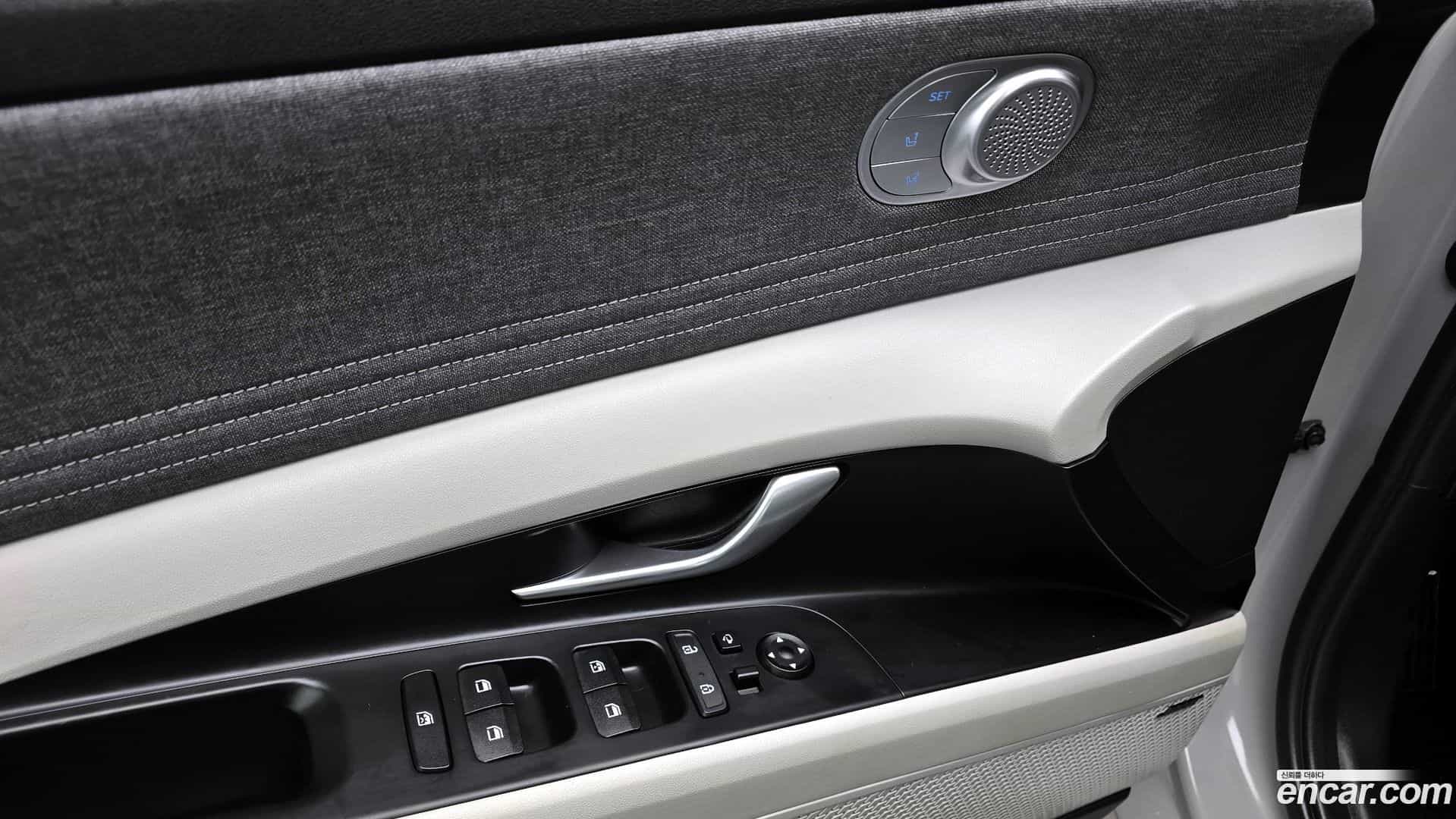 AVANTE Hyundai 2020.4-OPTION-022