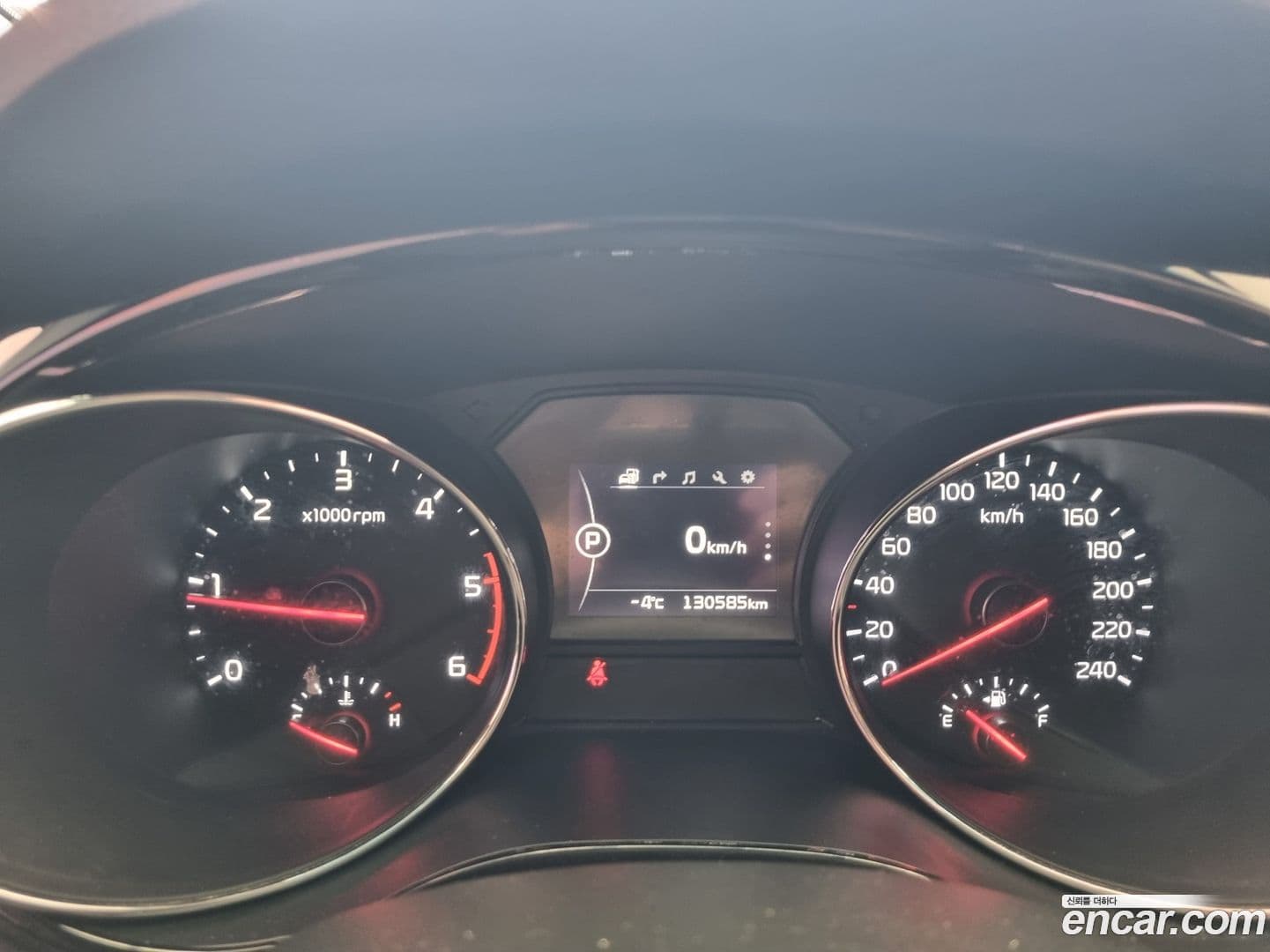 Main__Slider__Photo:Canival Kia 2017.7-7