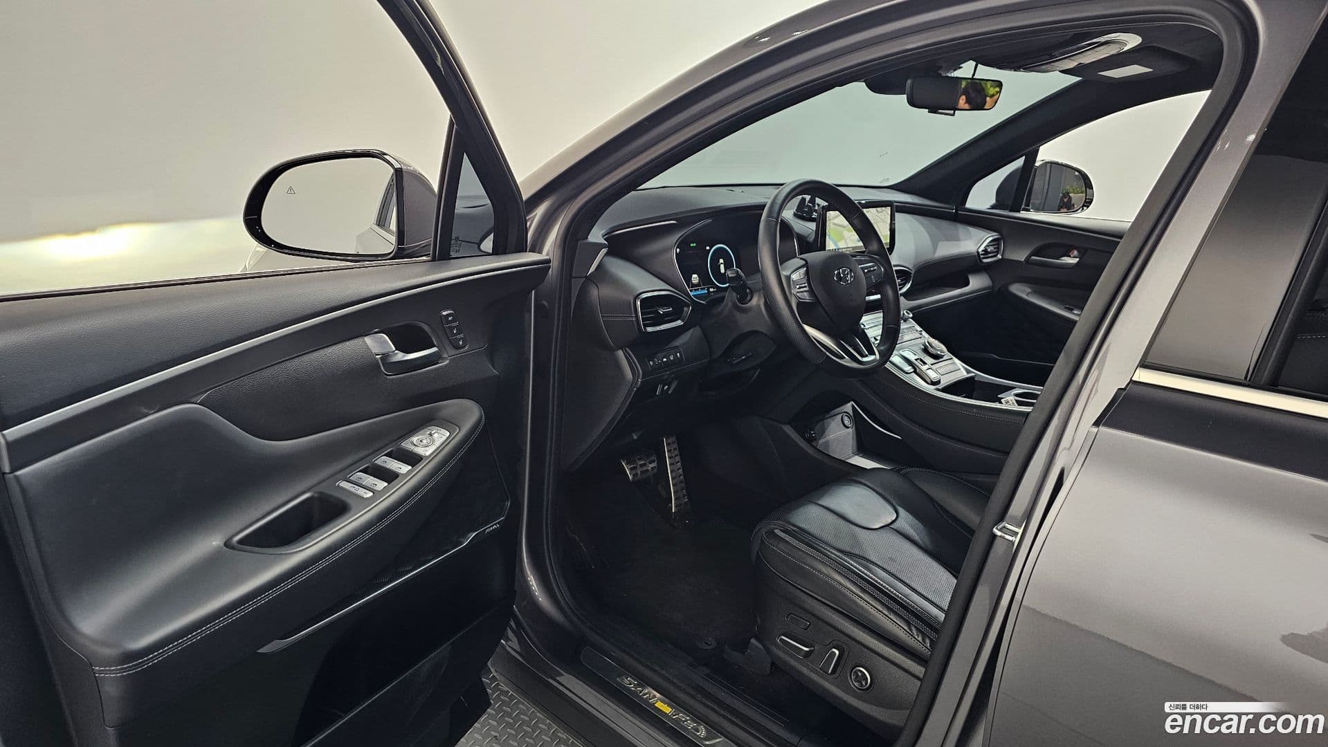 Main__Slider__Photo:Santafe Hyundai 2021.2-9