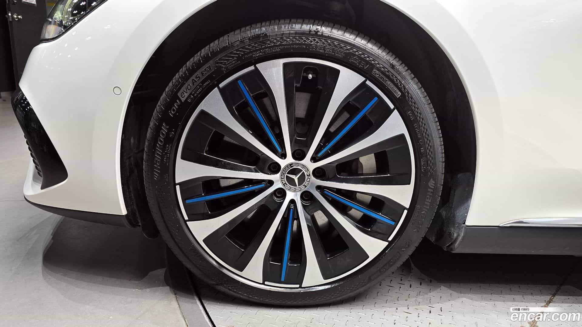 EQE Mercedes-Benz 2022.10-OUTER-005