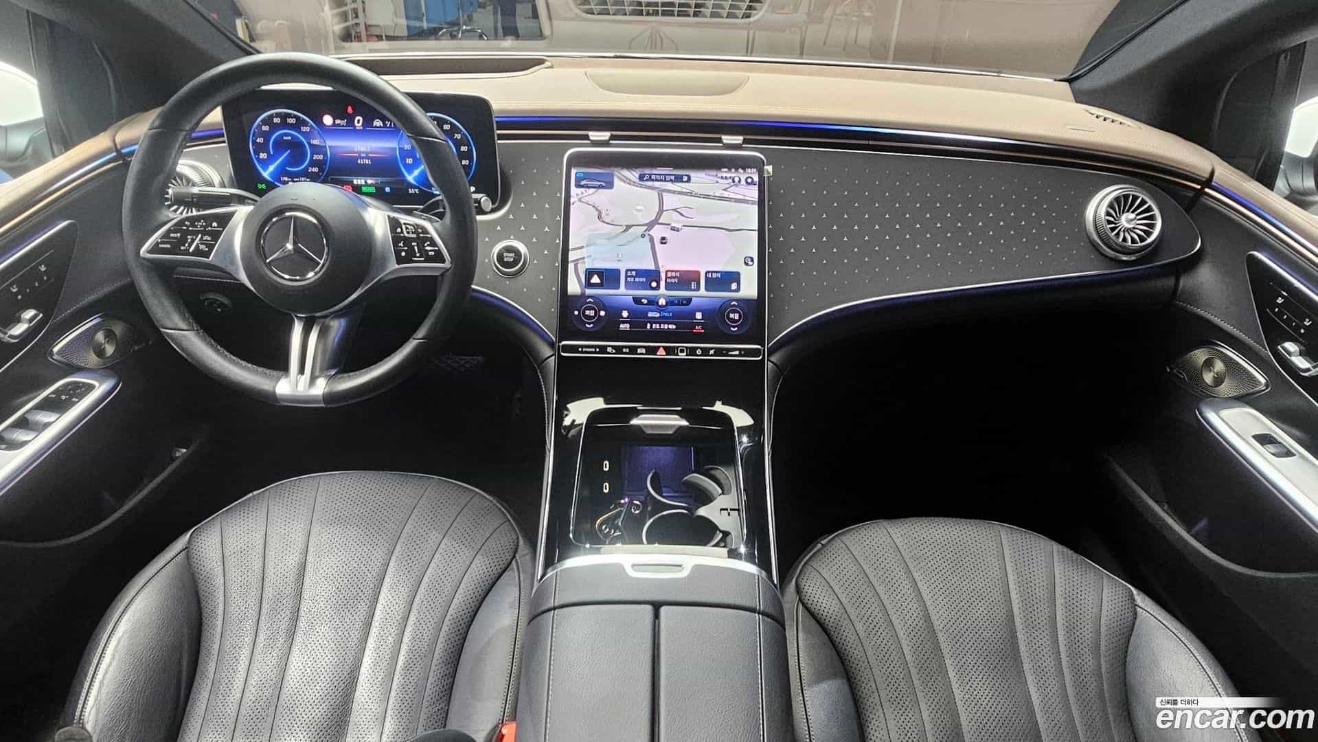 EQE Mercedes-Benz 2022.10-INNER-007