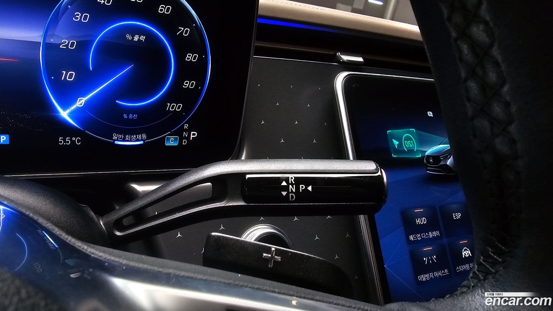 Main__Slider__Photo:EQE Mercedes-Benz 2022.10-8