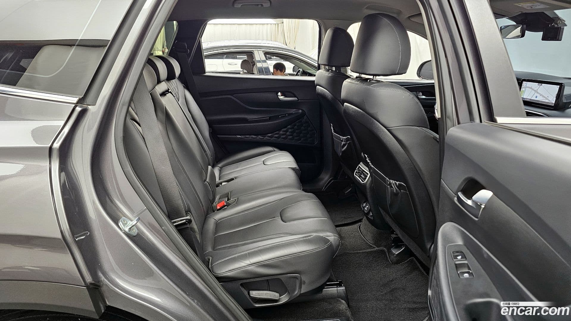 Main__Slider__Photo:Santafe Hyundai 2021.3-11