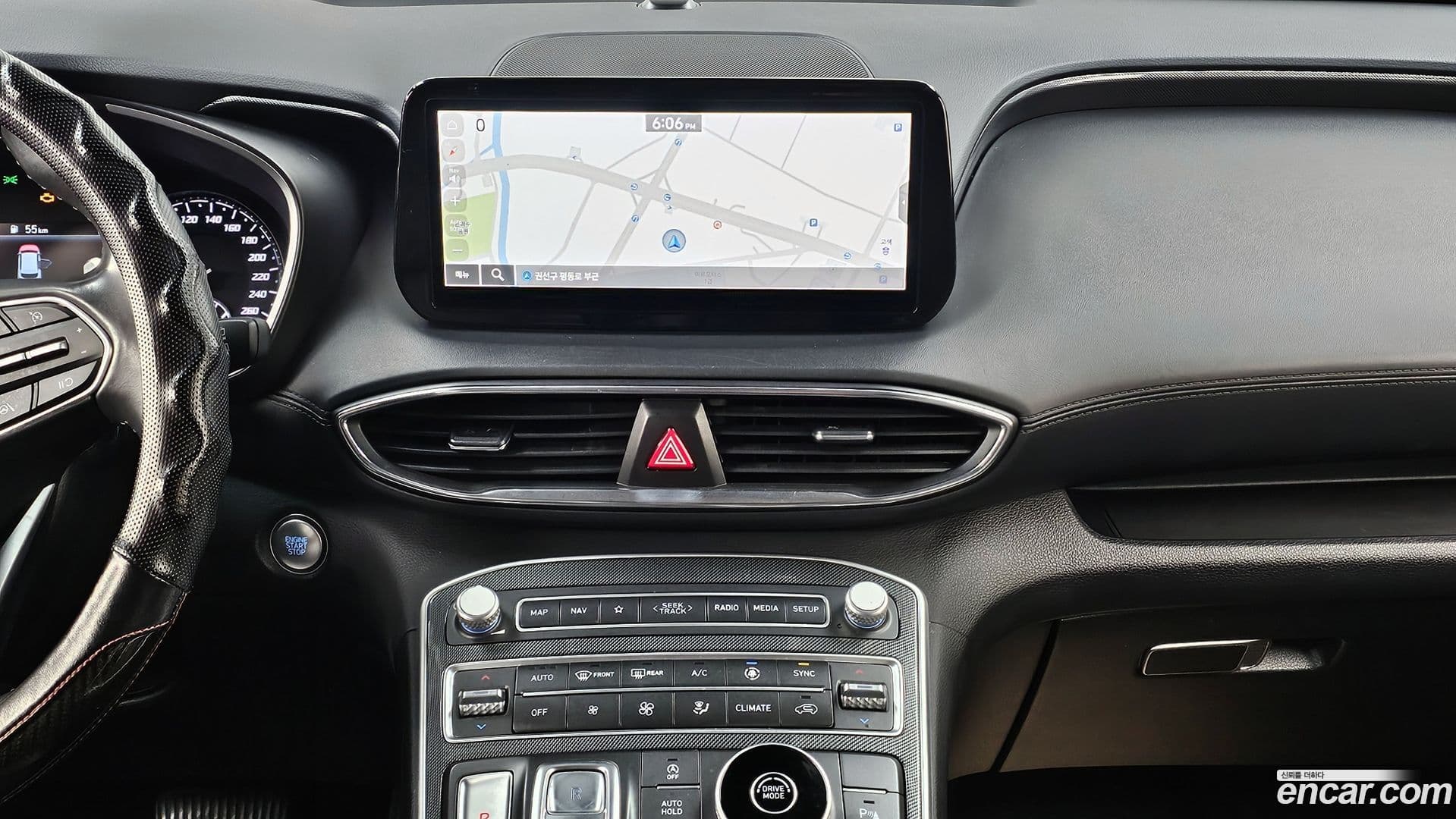 Main__Slider__Photo:Santafe Hyundai 2021.3-13