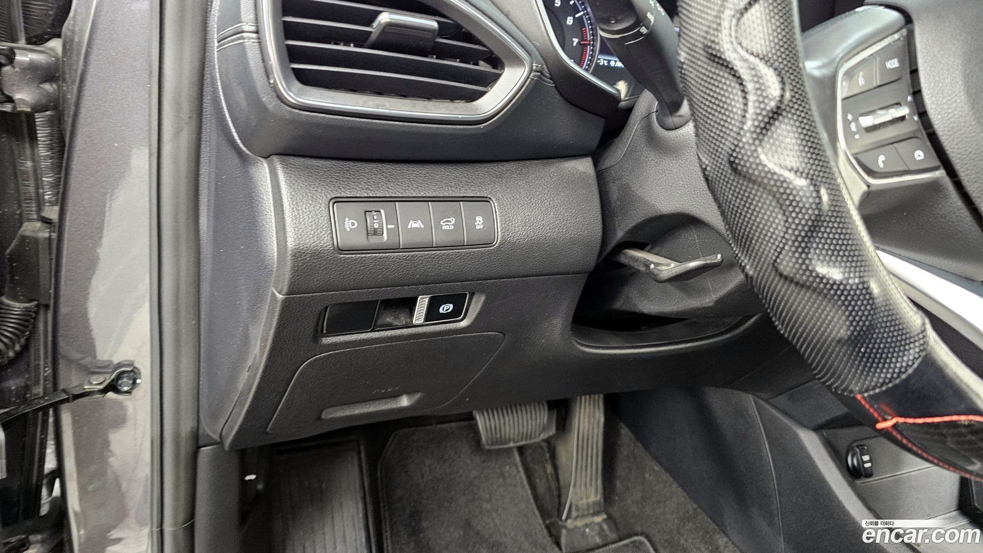 Main__Slider__Photo:Santafe Hyundai 2021.3-15