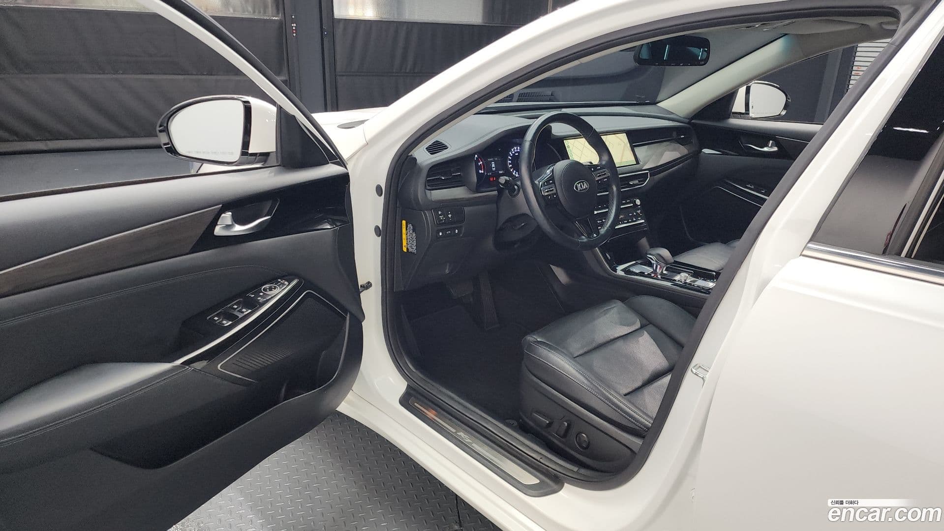 Main__Slider__Photo:K7 Kia 2020.0-9