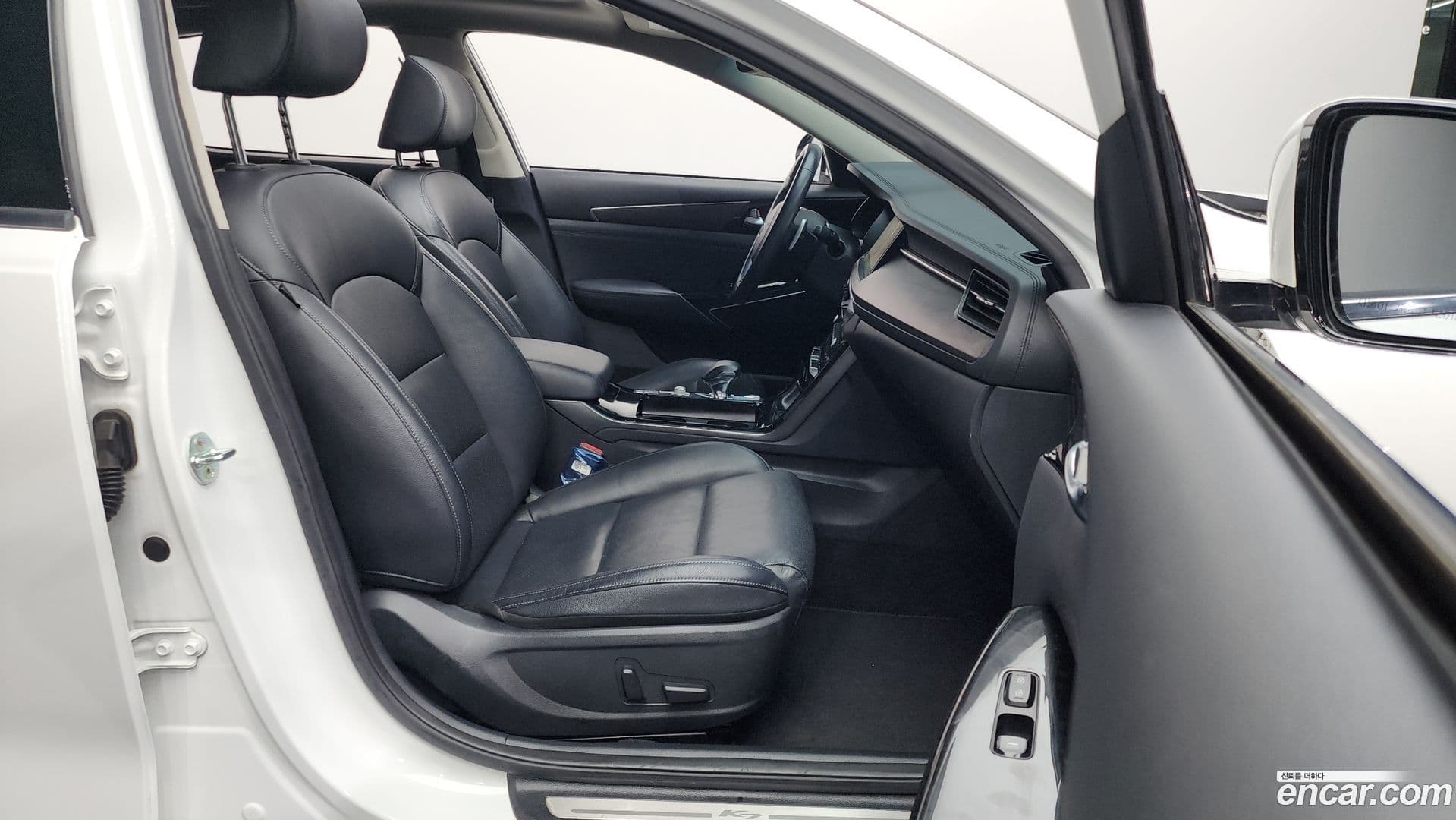 Main__Slider__Photo:K7 Kia 2020.0-10