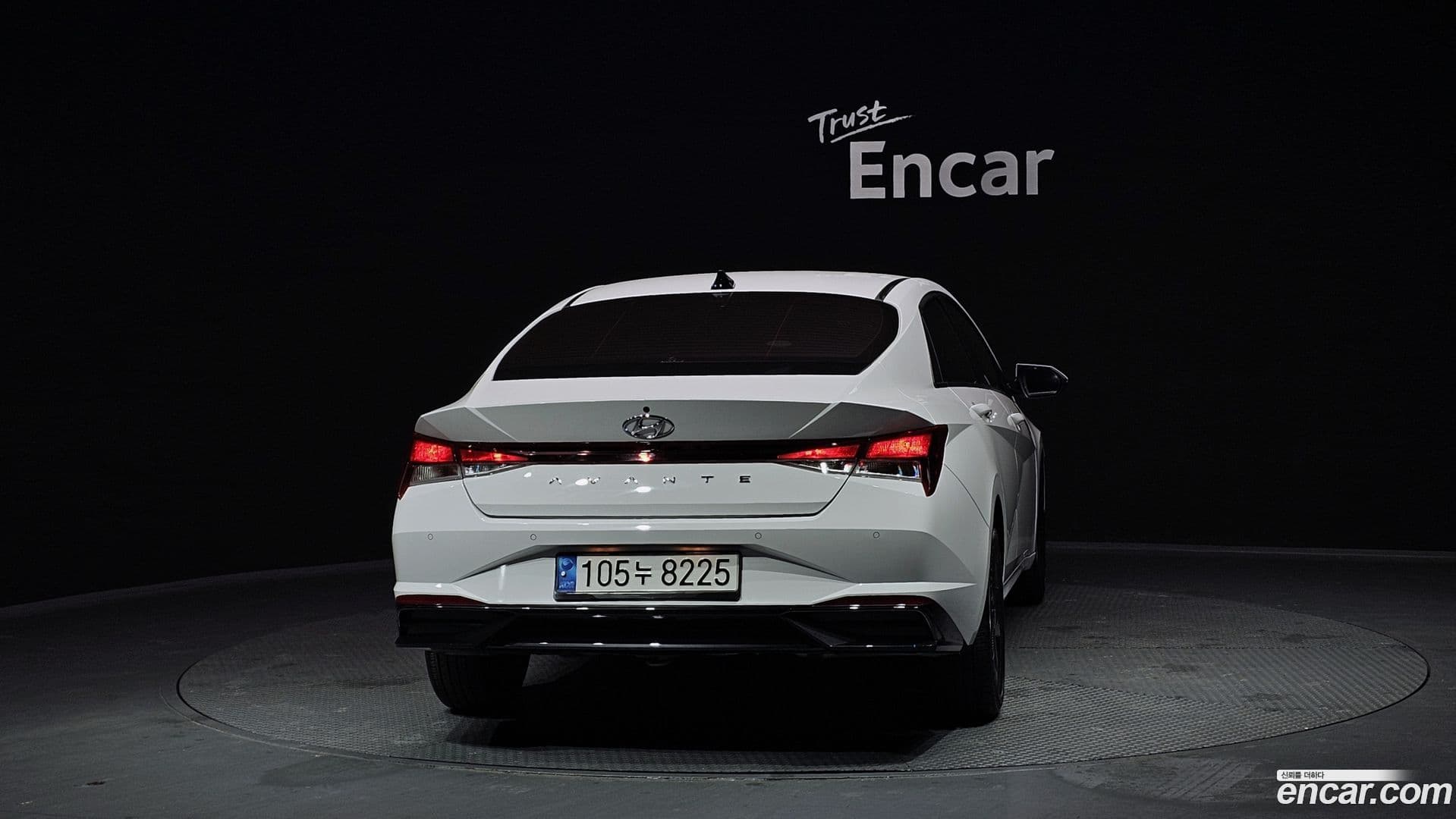 Main__Slider__Photo:AVANTE Hyundai 2023.1-3