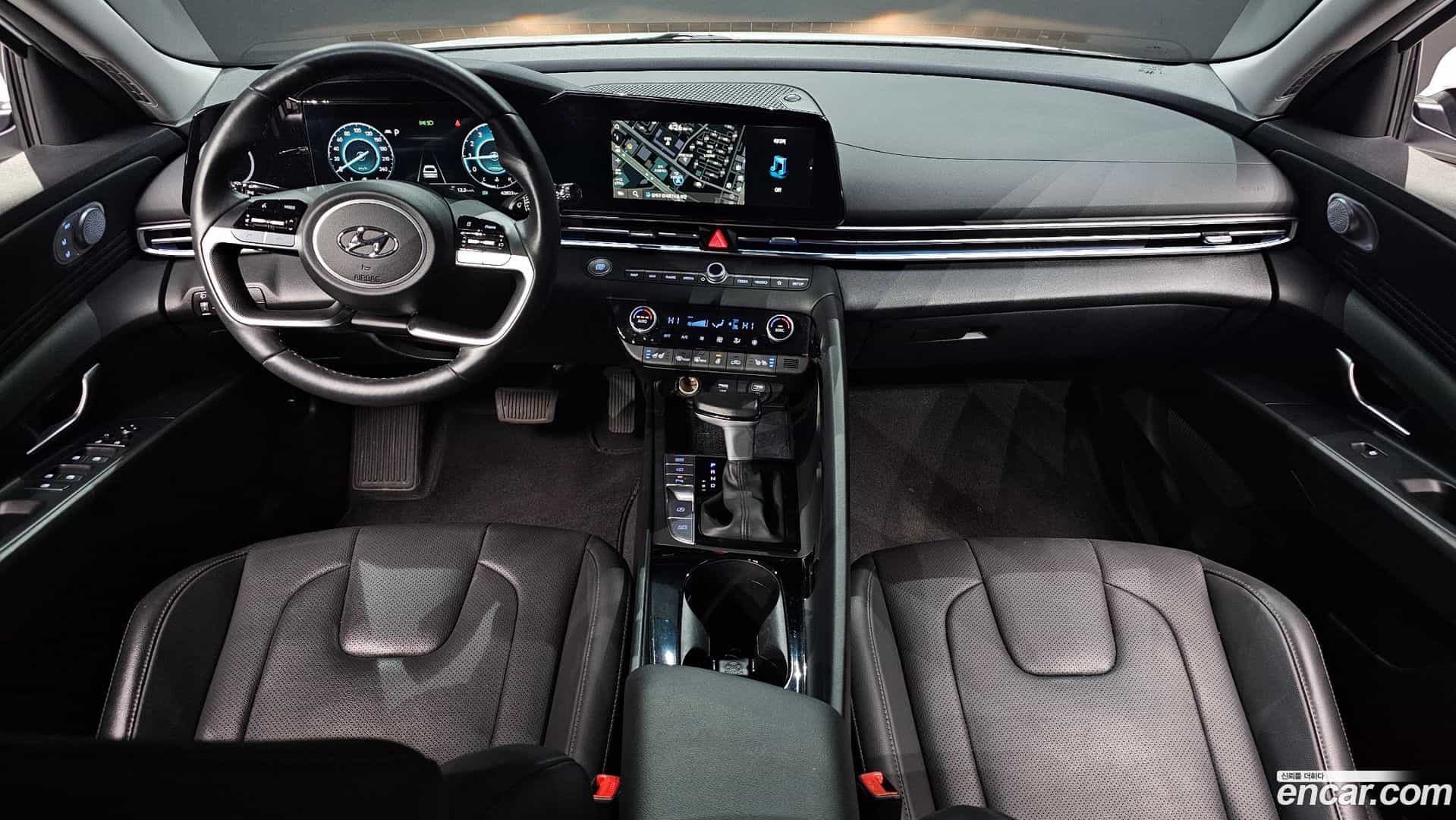 AVANTE Hyundai 2023.1-INNER-007