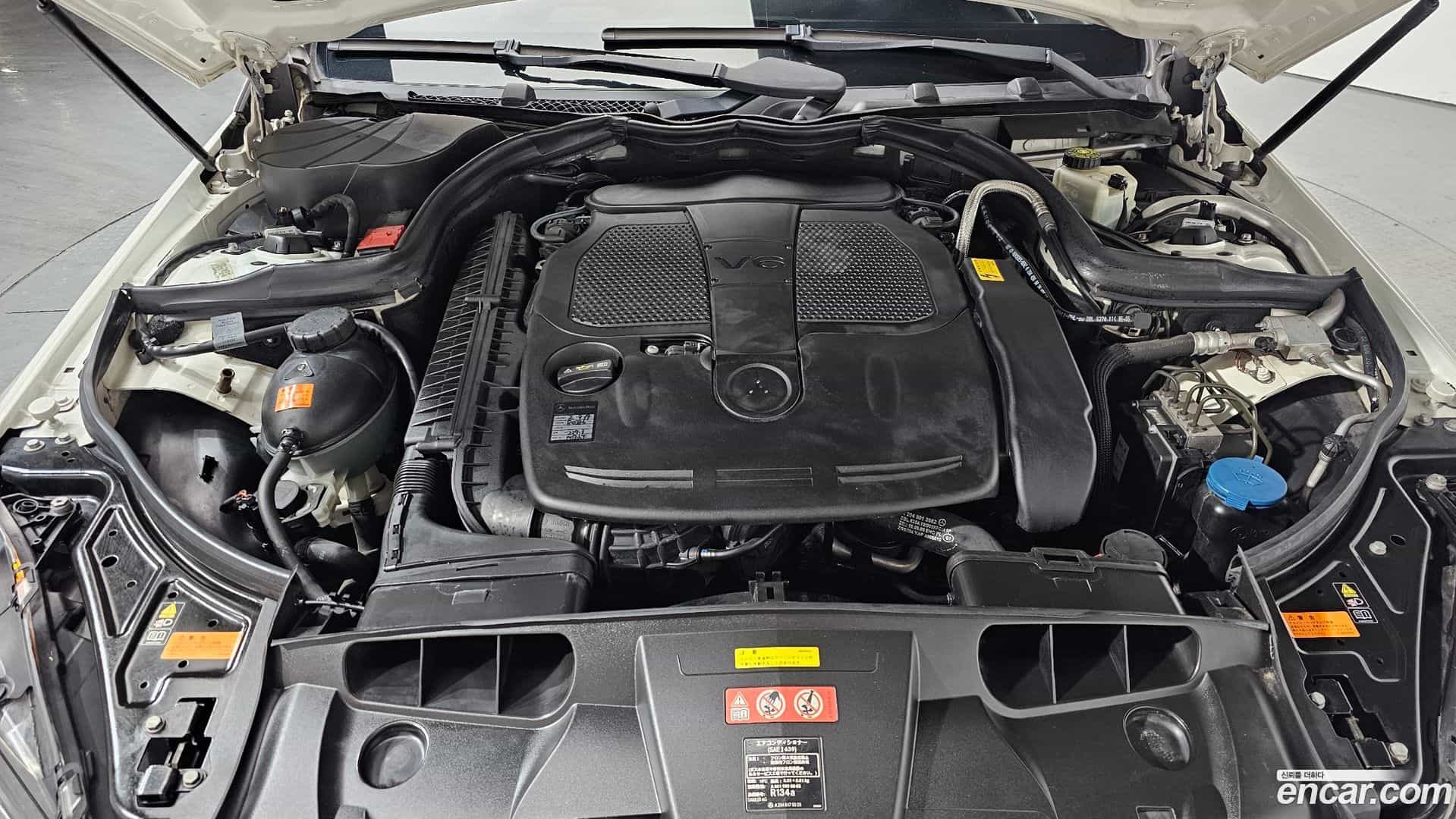 E-Class Mercedes-Benz 2012.11-INNER-006