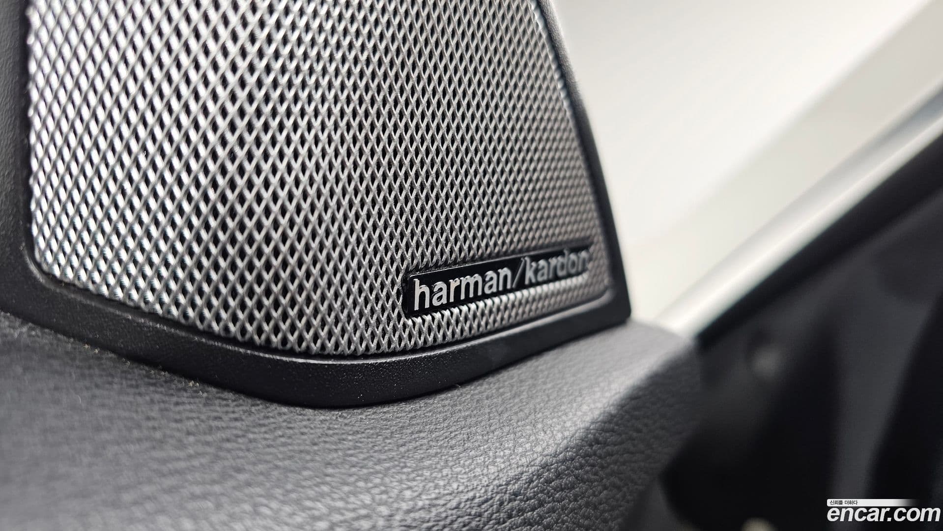 Main__Slider__Photo:E-Class Mercedes-Benz 2012.11-17