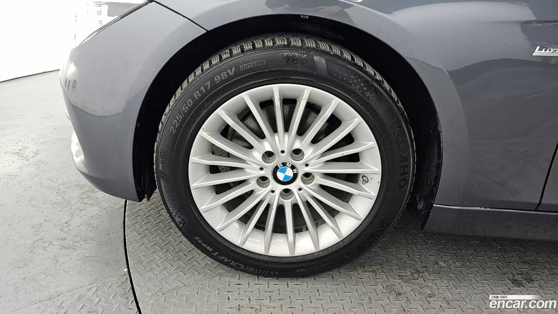 3-Series BMW 2017.6-OUTER-005