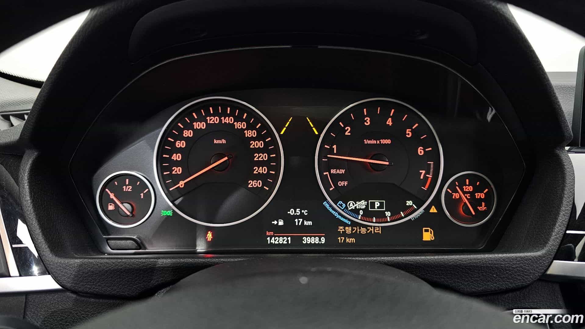 3-Series BMW 2017.6-INNER-008