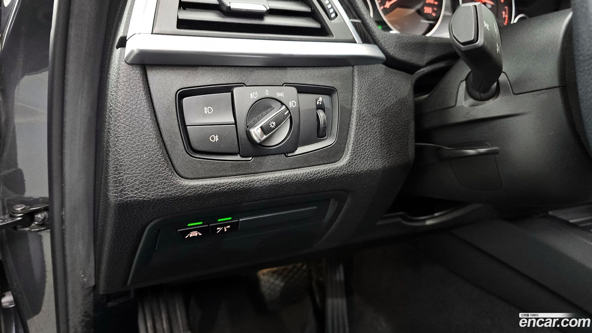 Main__Slider__Photo:3-Series BMW 2017.6-15