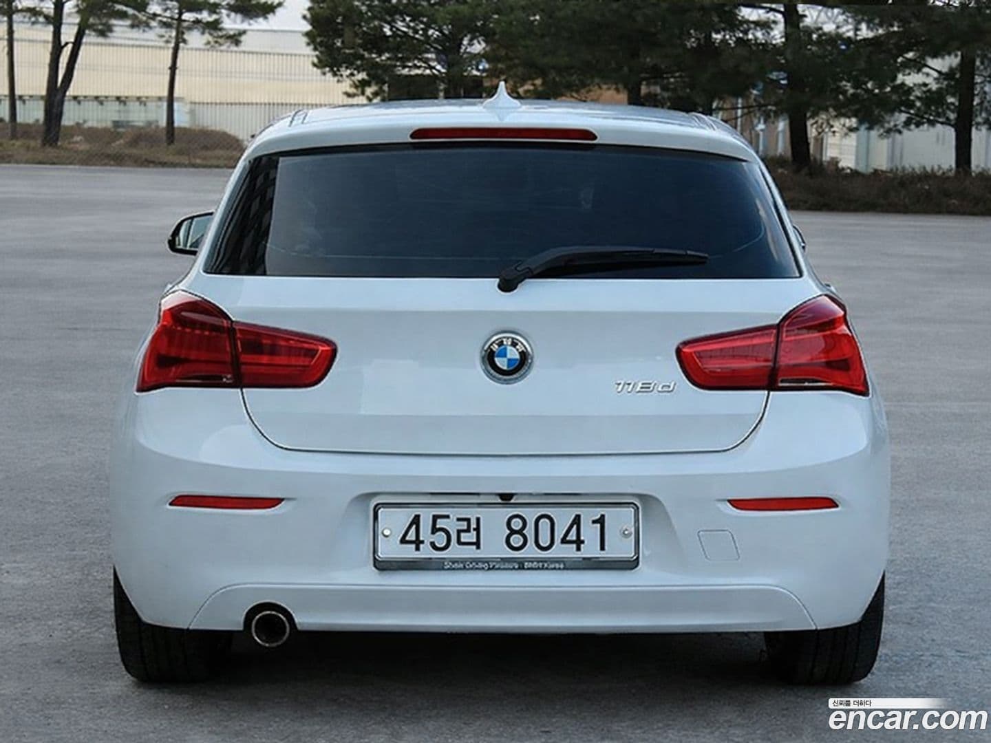 Main__Slider__Photo:1-Series BMW 2016.11-3