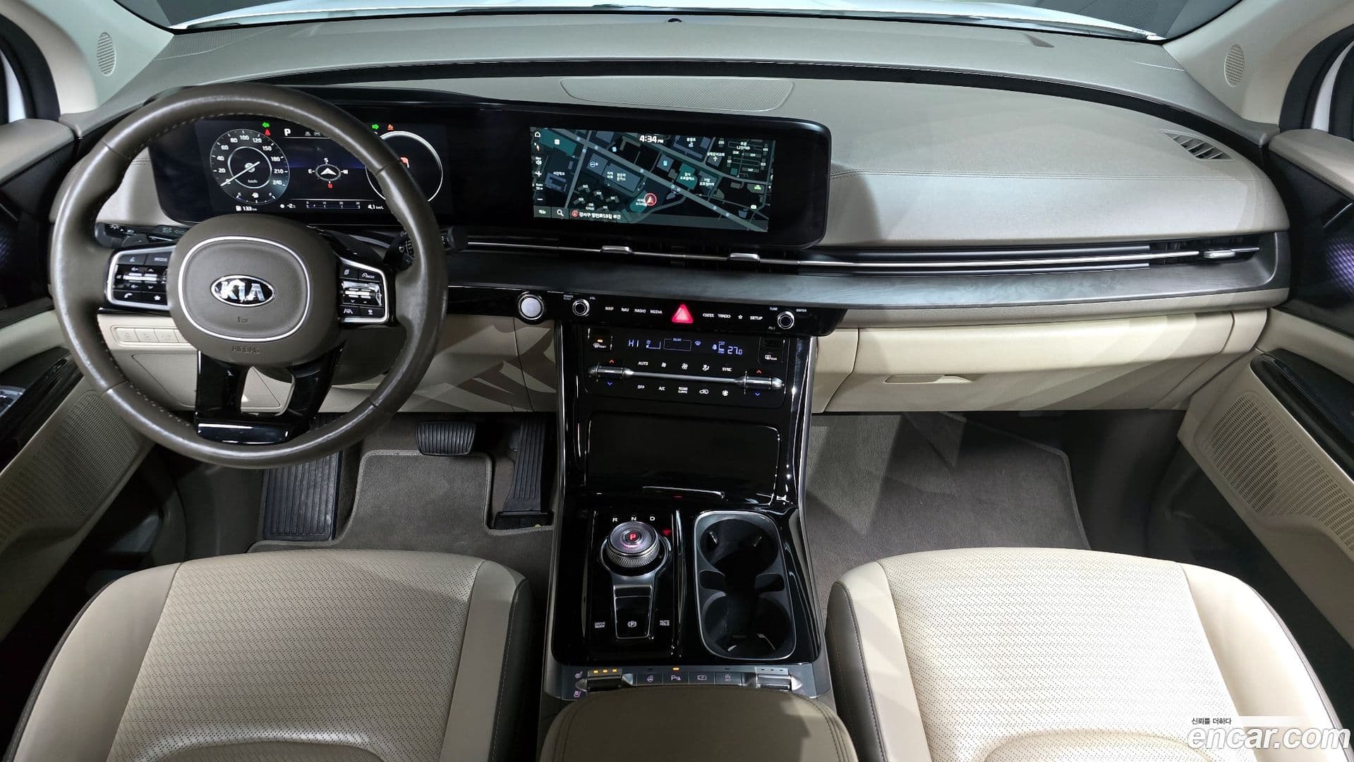 Main__Slider__Photo:Canival Kia 2021.3-6