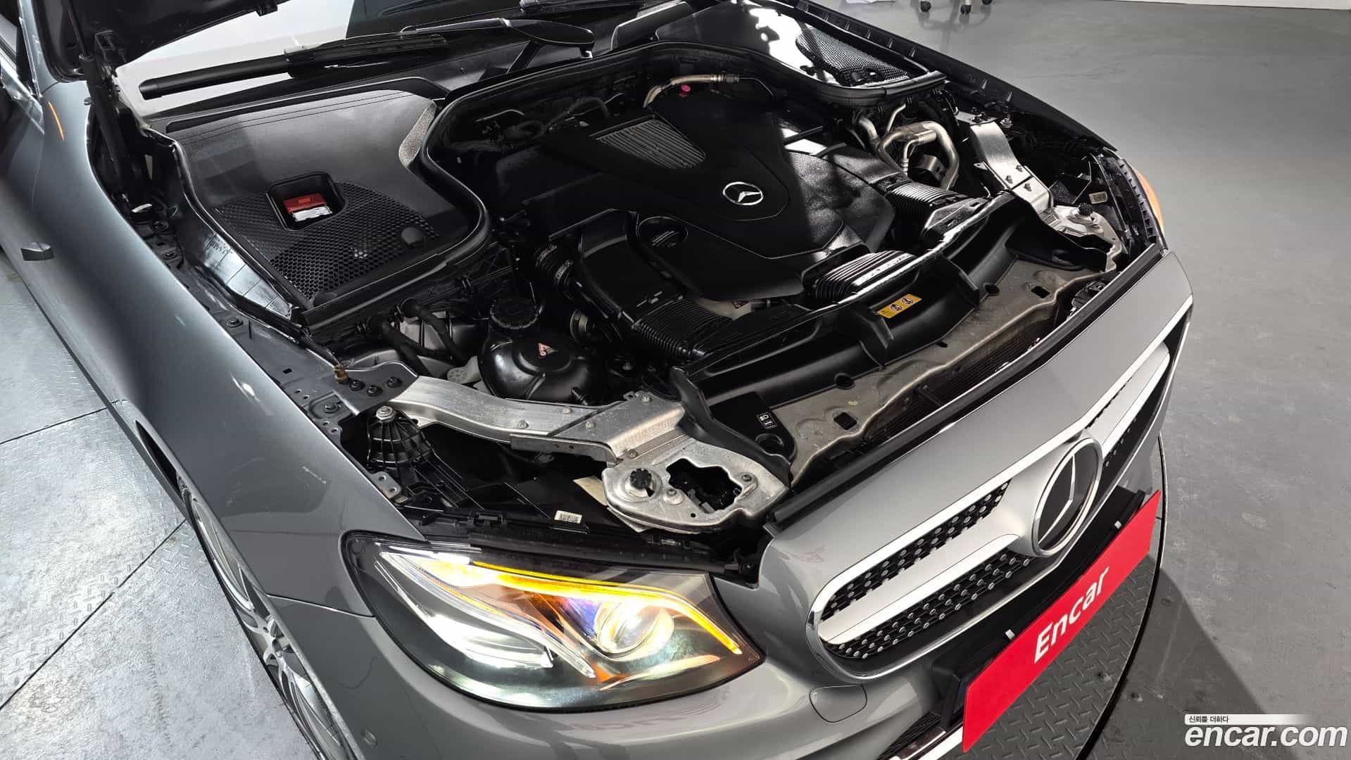 E-Class Mercedes-Benz 2017.11-INNER-006