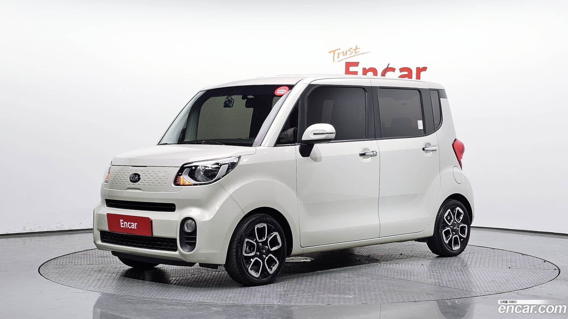 Main__Slider__Photo:RAY Kia 2019.2-0