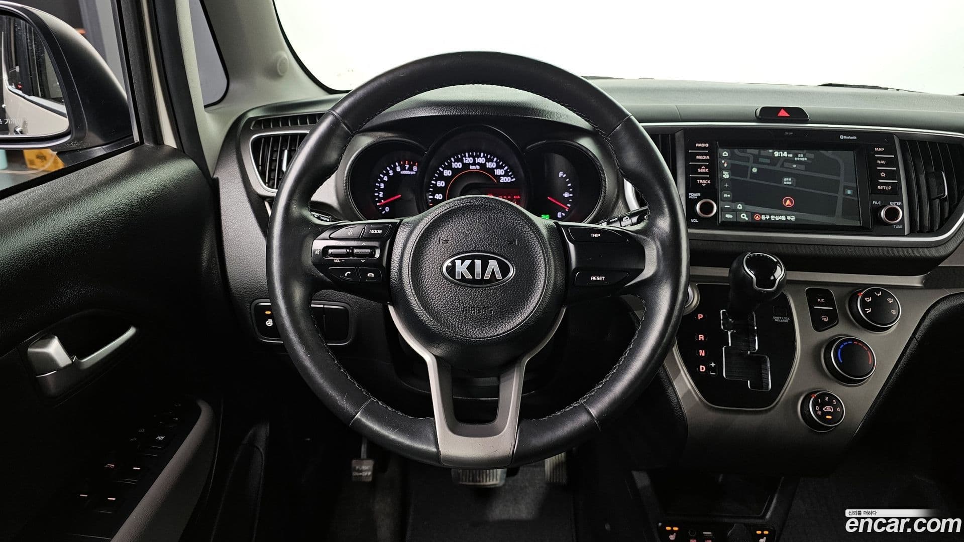 Main__Slider__Photo:RAY Kia 2019.2-12